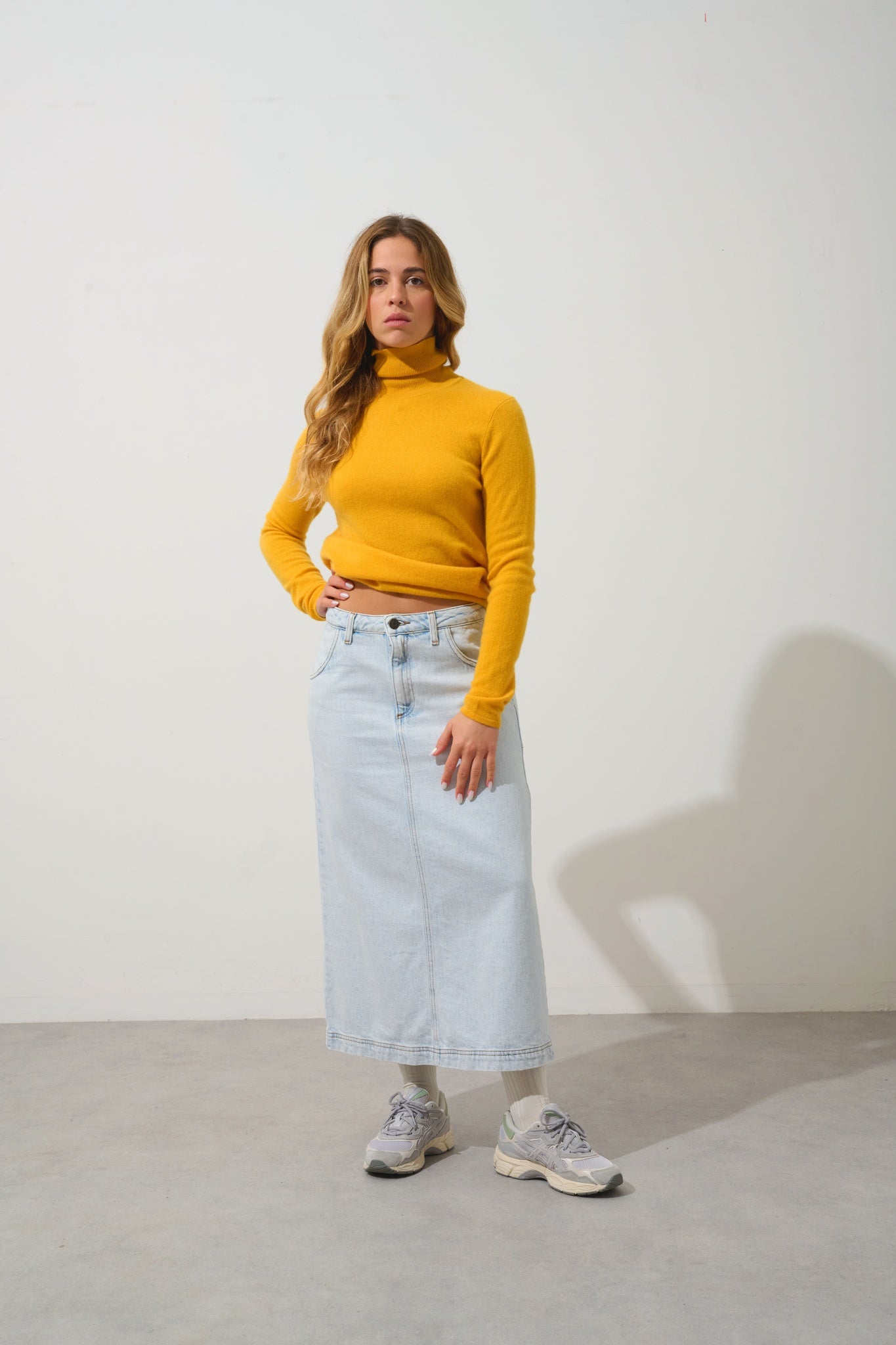 BISE Rollkragenpullover Kurkuma 100% Kaschmir