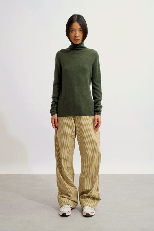 BISE khakifarbener Rollkragenpullover 100 % Kaschmir