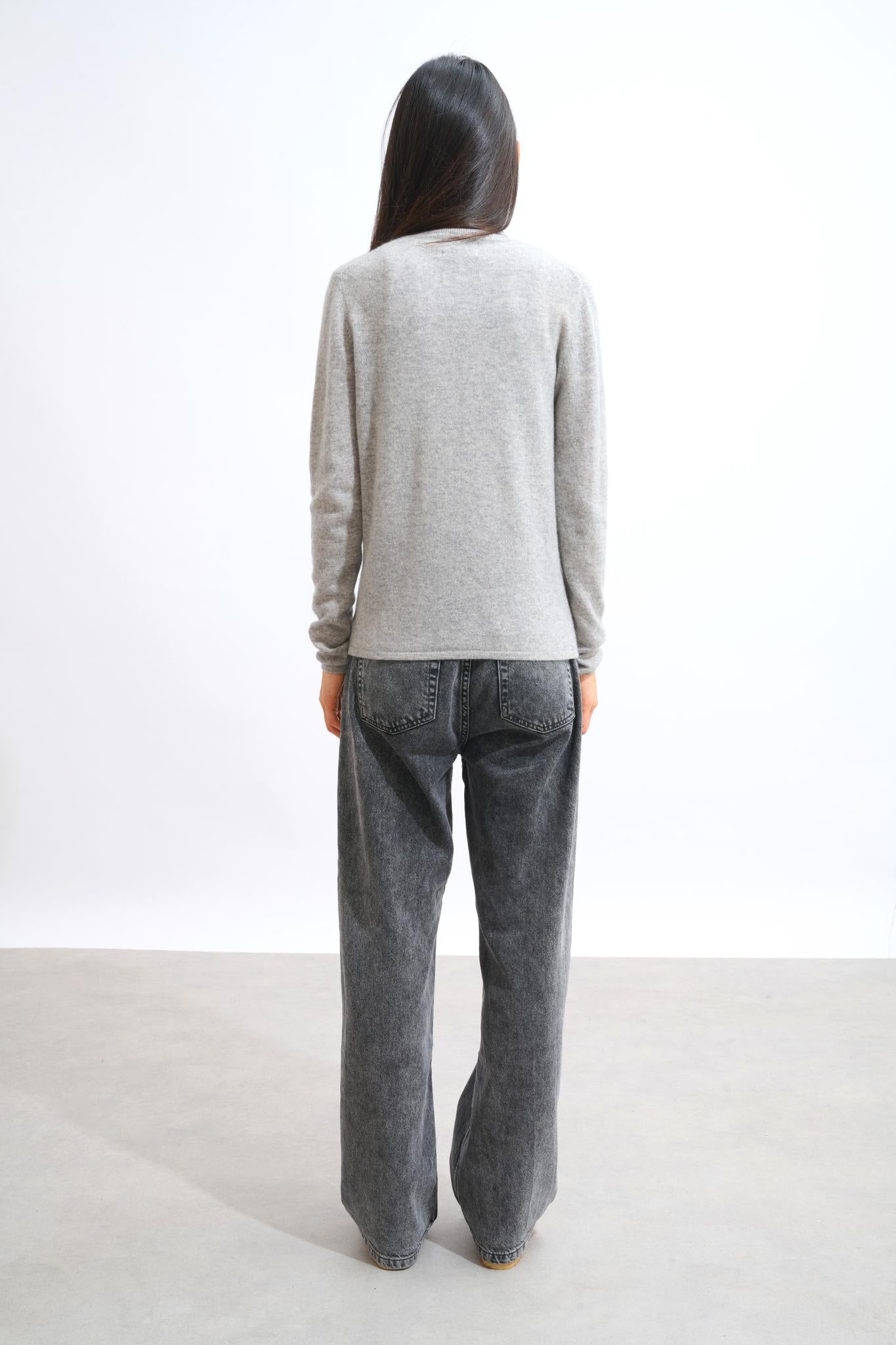 BISE wolkenfarbener Rollkragenpullover, 100% Kaschmir