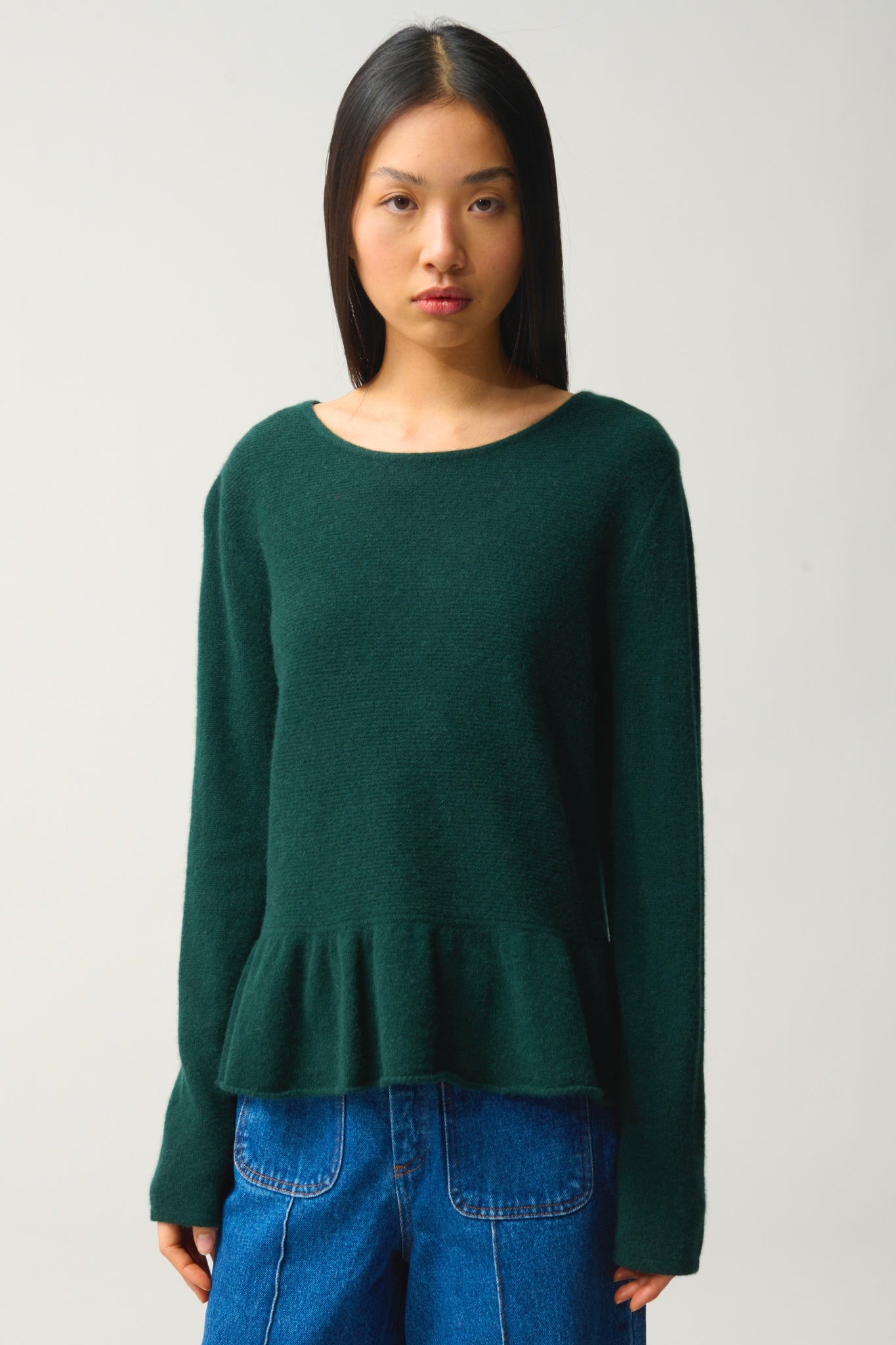 CADAIR Pullover mit Rundhalsausschnitt und Rüschen unten Zypresse 100% Kaschmir