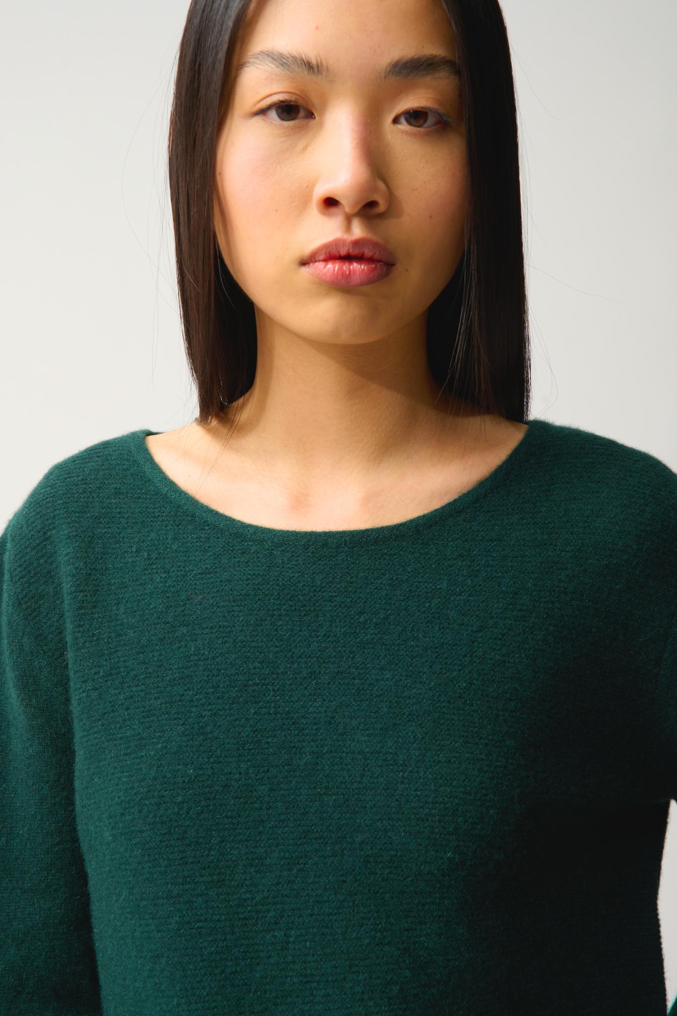 CADAIR Pullover mit Rundhalsausschnitt und Rüschen unten Zypresse 100% Kaschmir