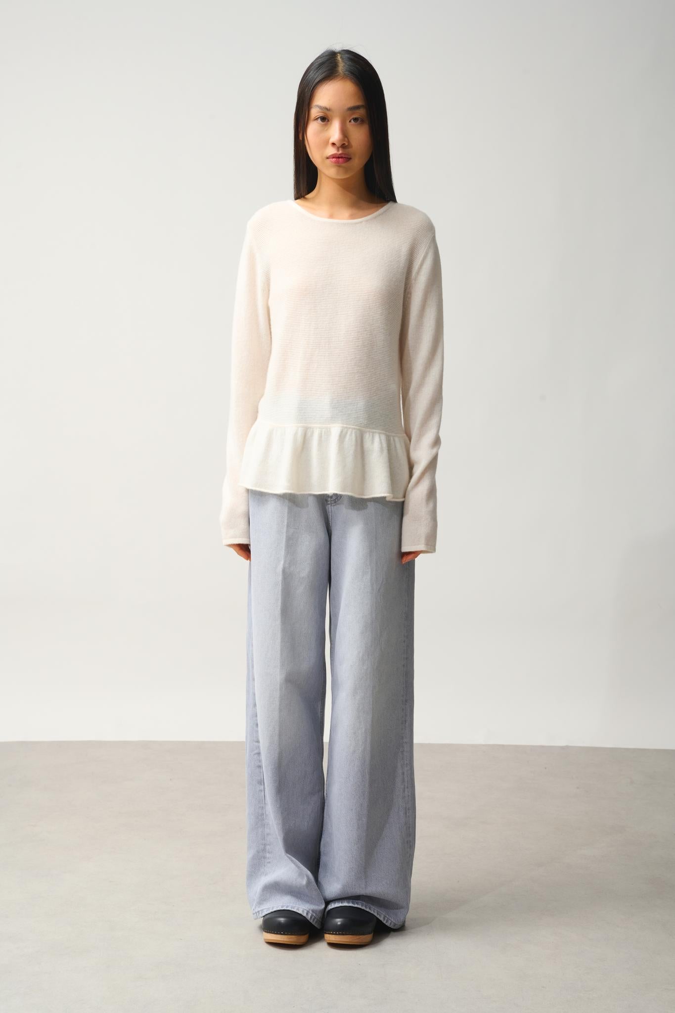 CADAIR Ivory ruffled low-neck pullover 100% cashmere