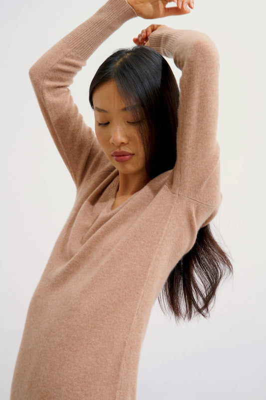 CAPELET v-neck dress camel mottled 100% cashmere