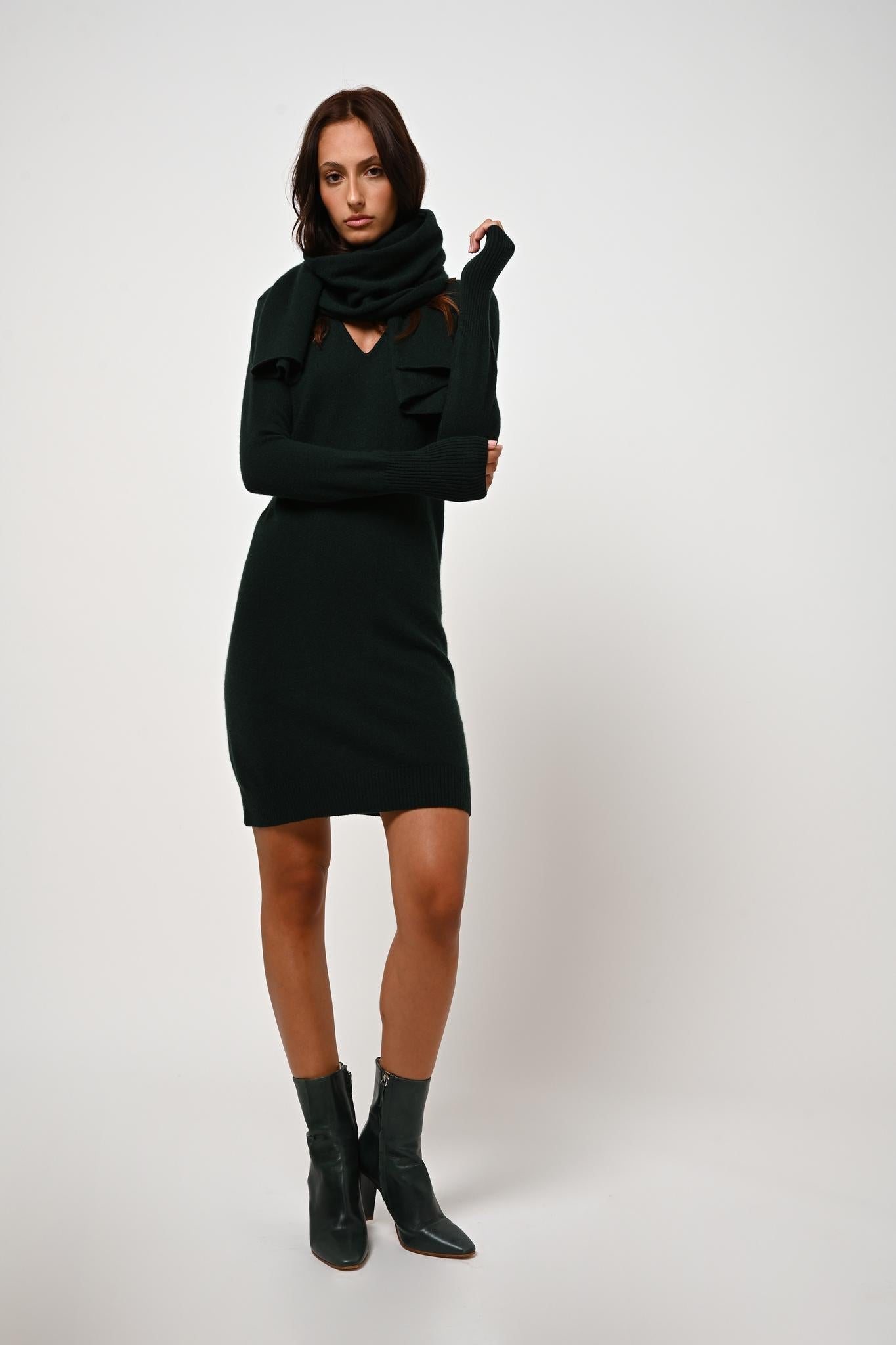 CAPELET cypress v-neck dress 100% cashmere