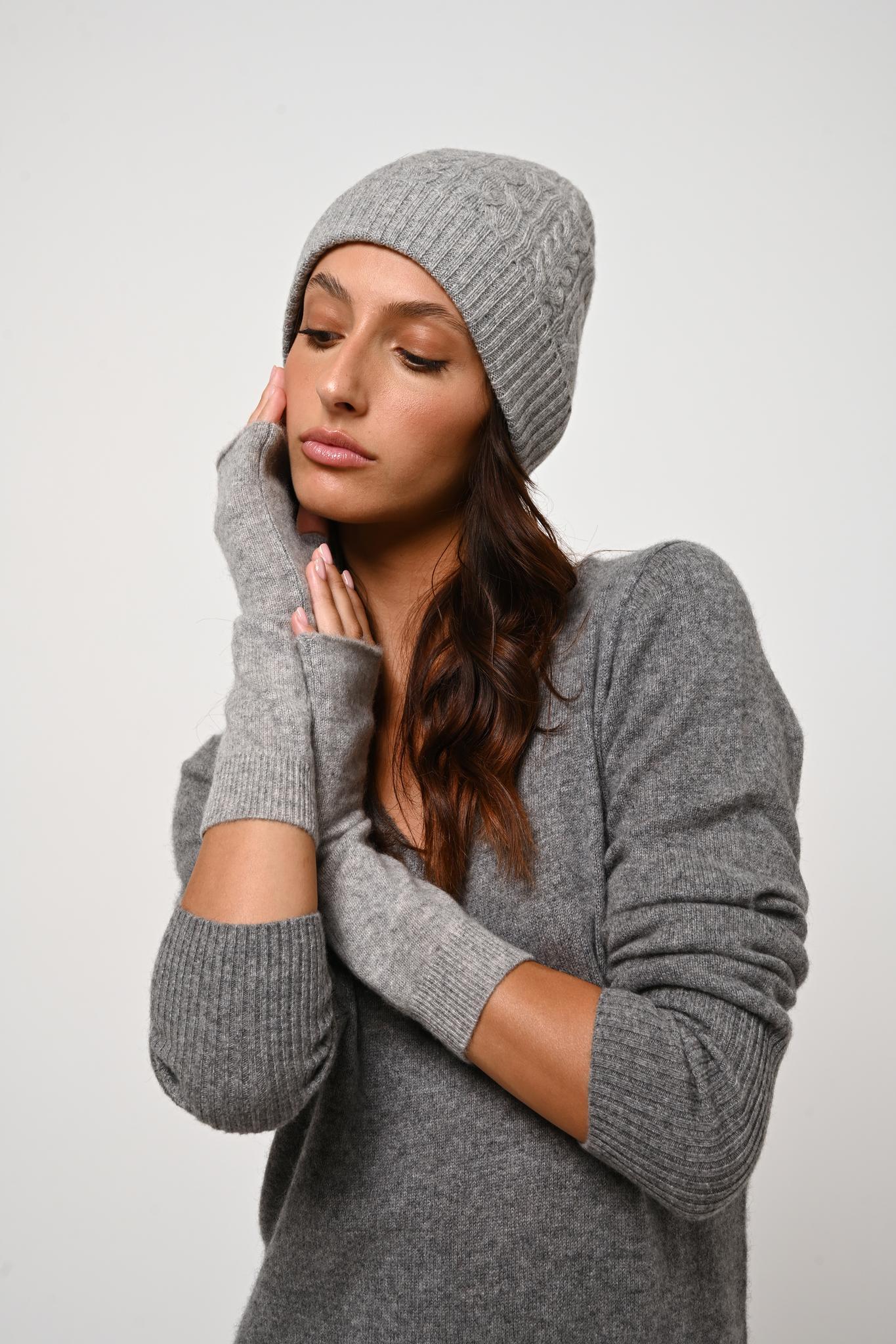 CAPELET v-neck dress 100% cashmere mottled flannel