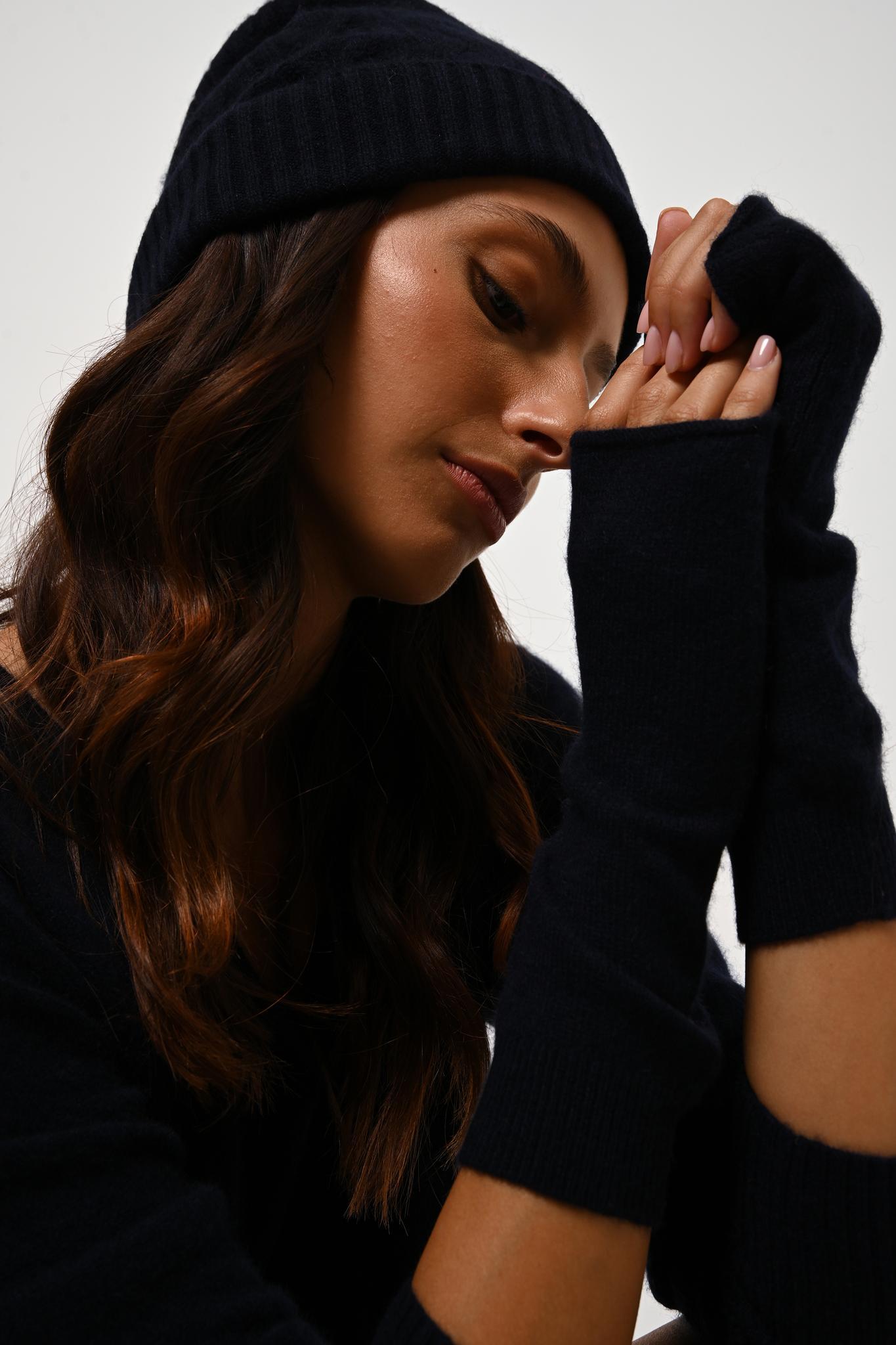 CAPELET v-neck dress navy 100% cashmere