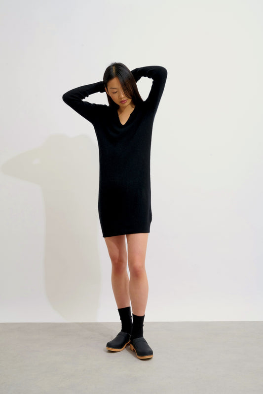 CAPELET robe col v noir 100% cachemire