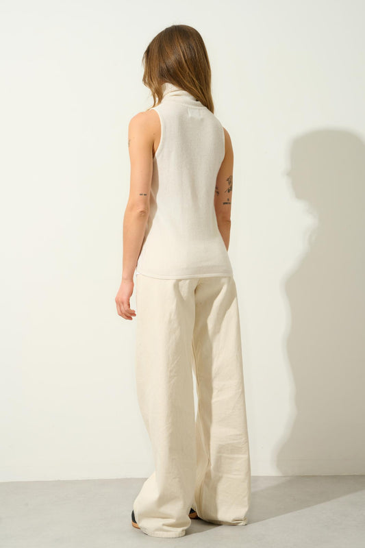 CAPUCIN ivory sleeveless turtleneck sweater 100% cashmere