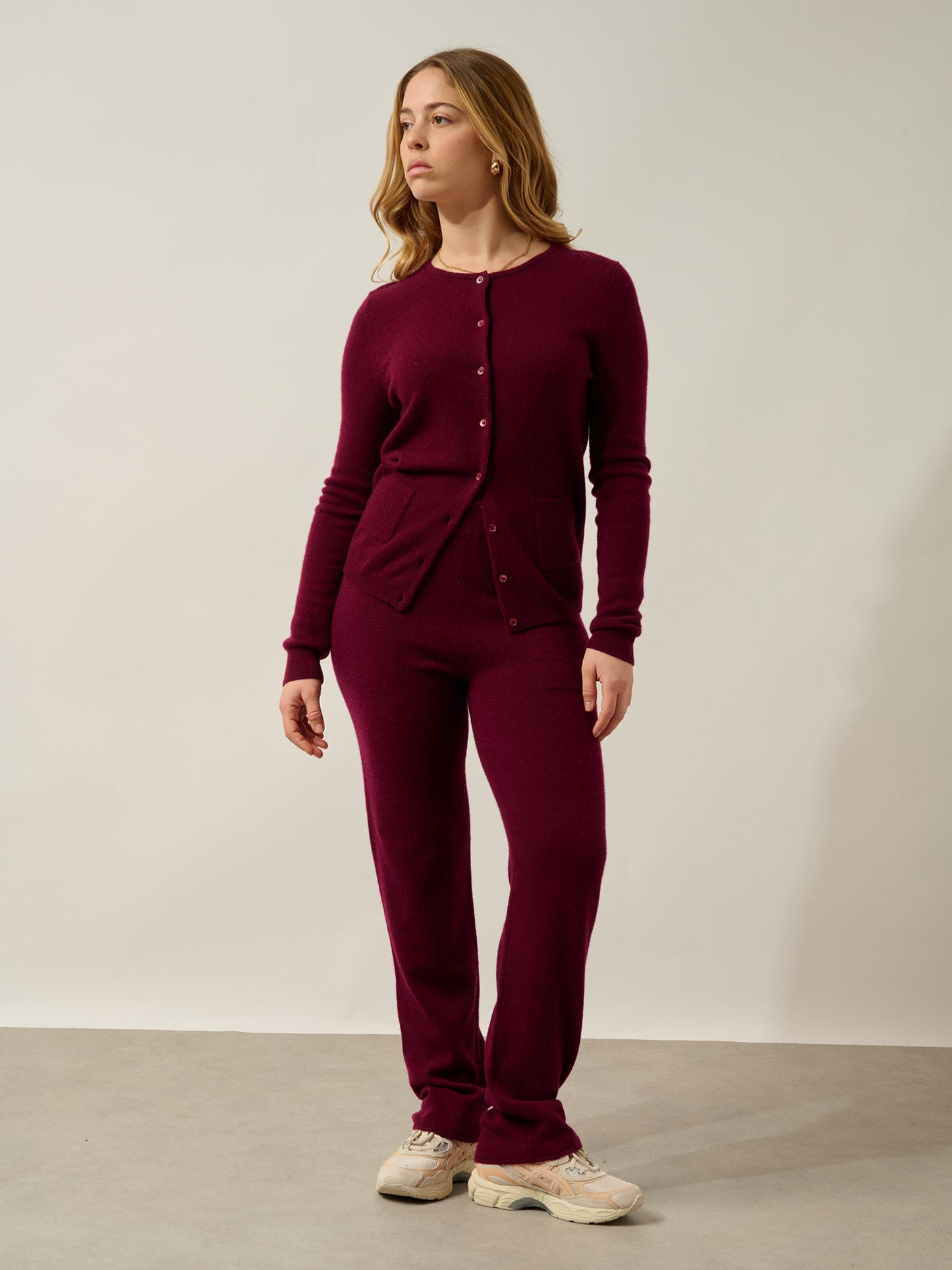 CARON Burgunder Rundhals-Cardigan 100% Kaschmir