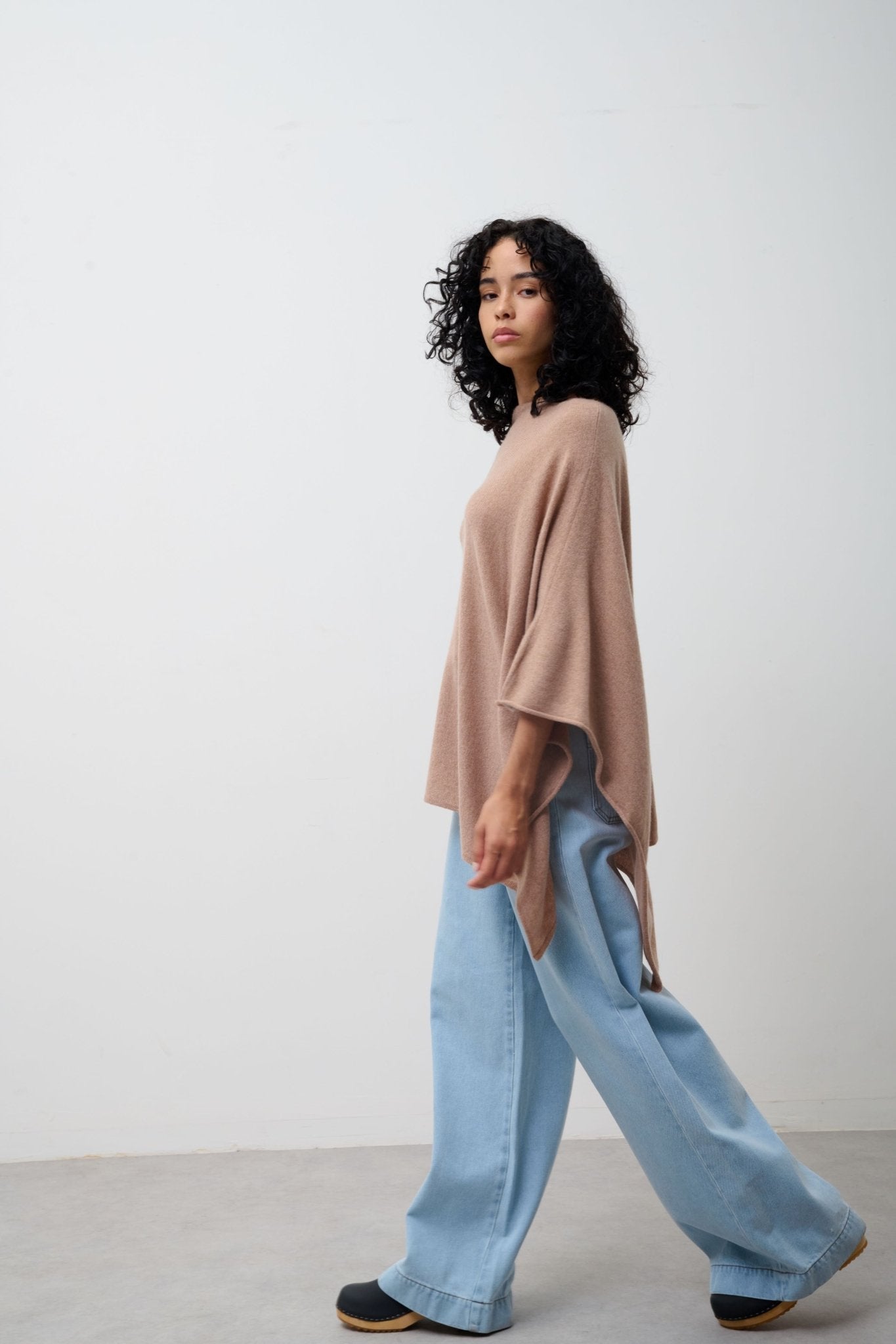 CARRA Kamel-Melange-Poncho 100% Kaschmir