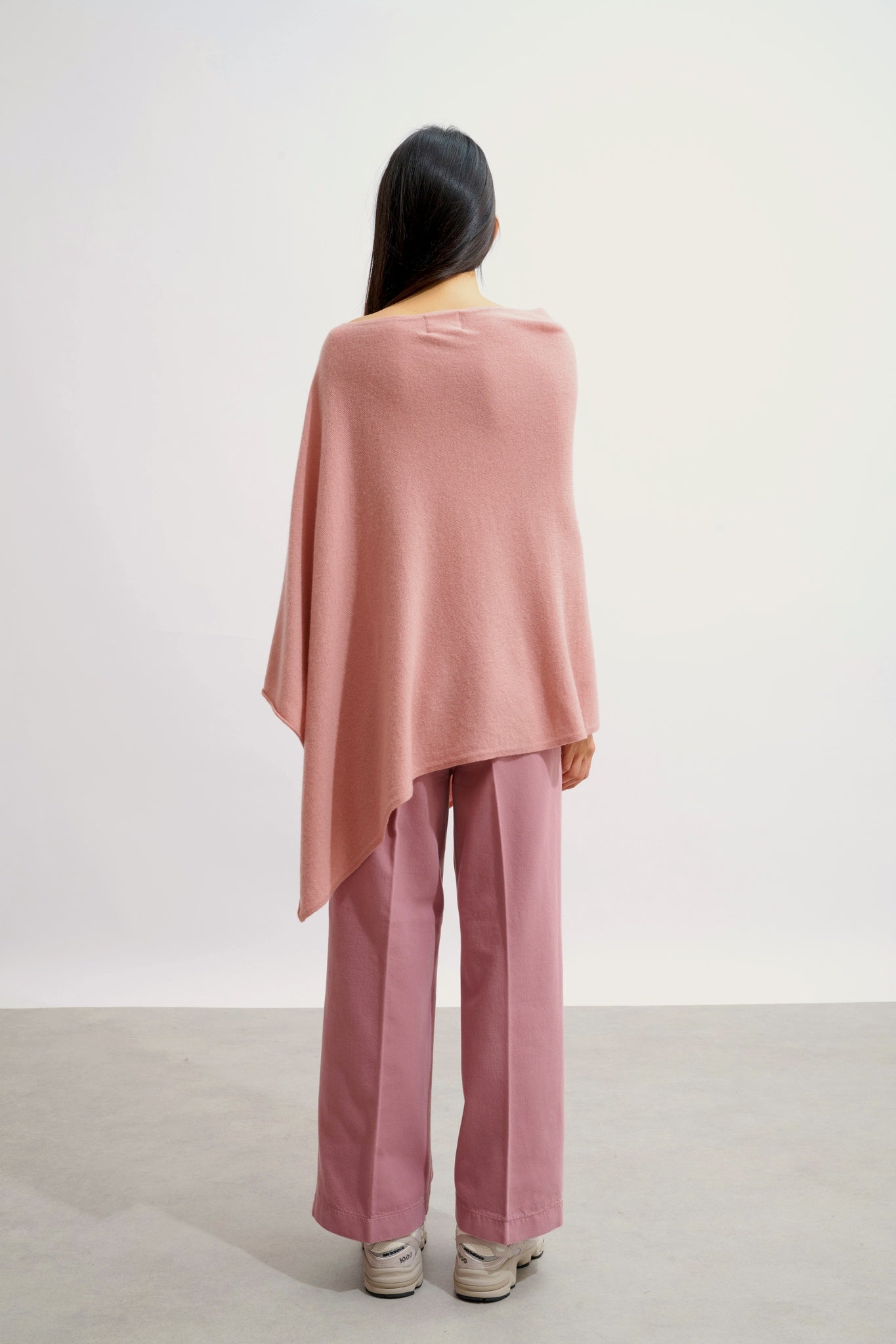 CARRA poncho rosewood 100% cashmere