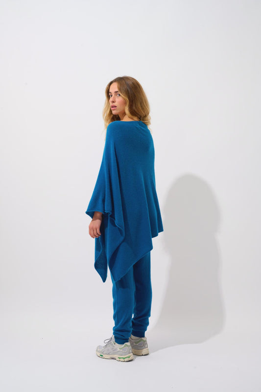 CARRA peacock poncho 100% cashmere