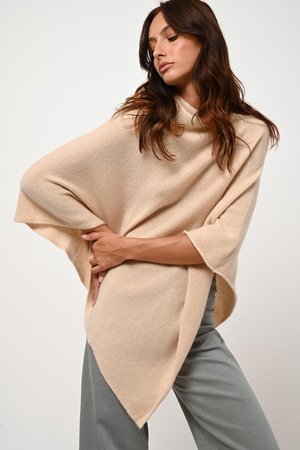 CARRA Sandponcho 100 % Kaschmir