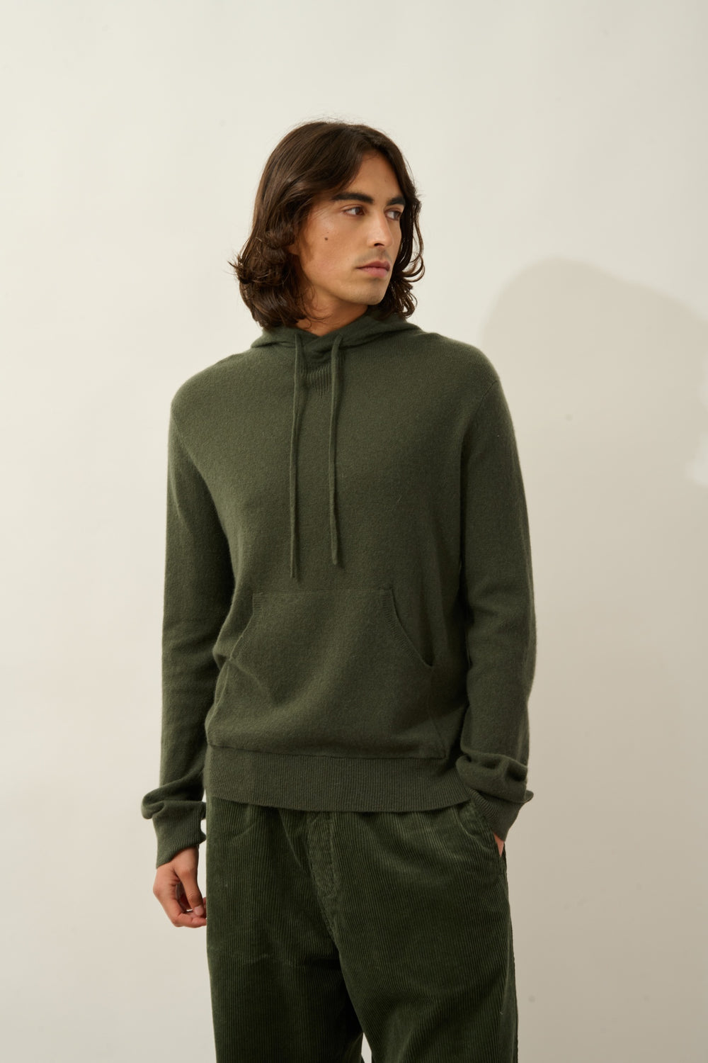 CASPER pull capuche poche kangourou kaki 100% cachemire