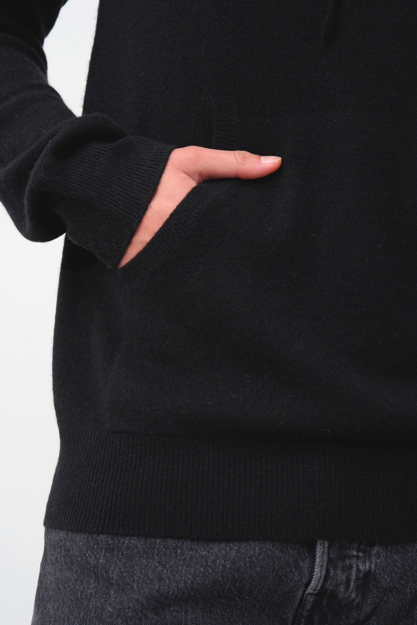 CASPER Kapuzenpullover Kängurutasche schwarz 100% Kaschmir