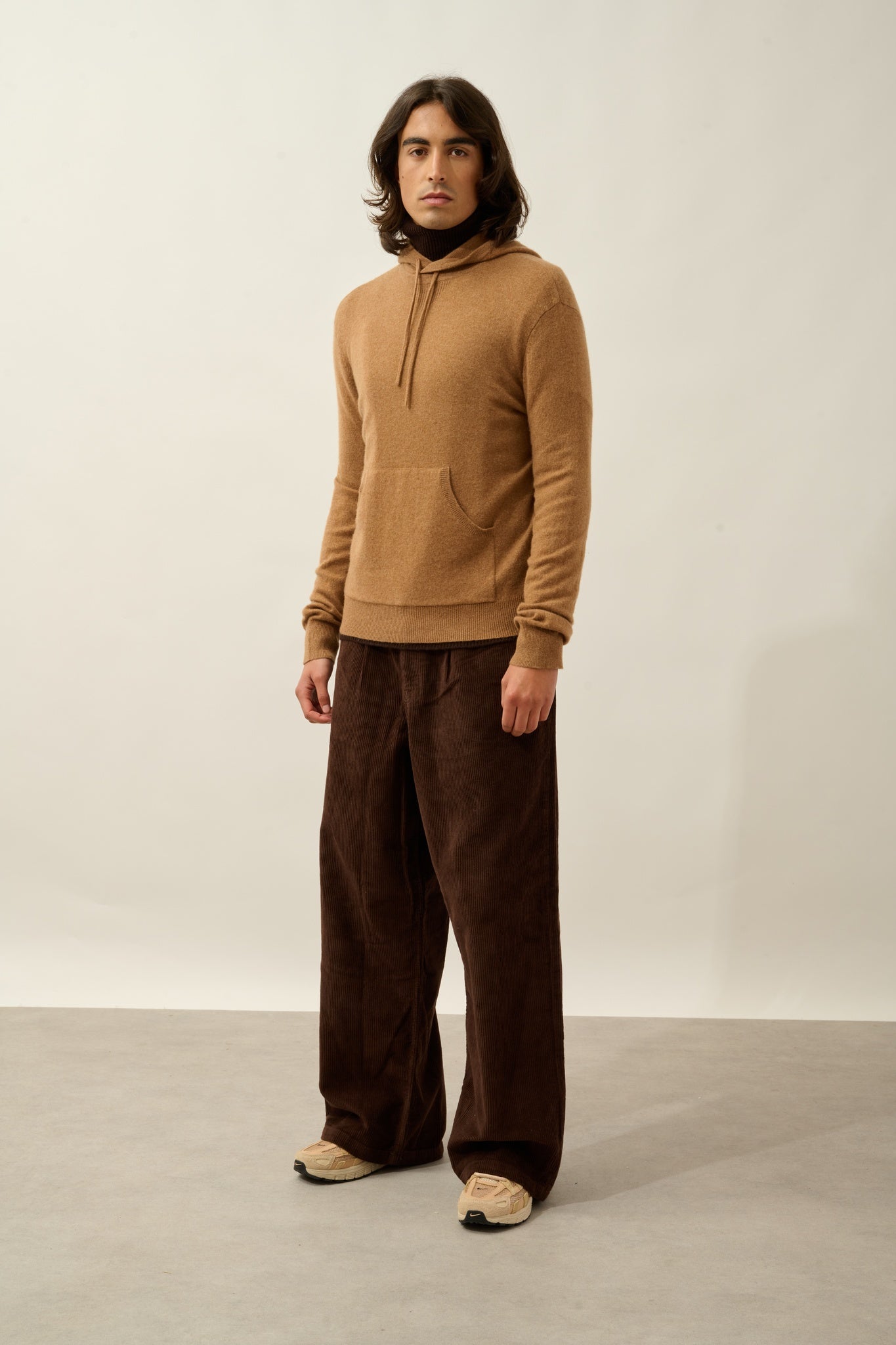 CASPER pull capuche poche kangourou noisette 100% cachemire