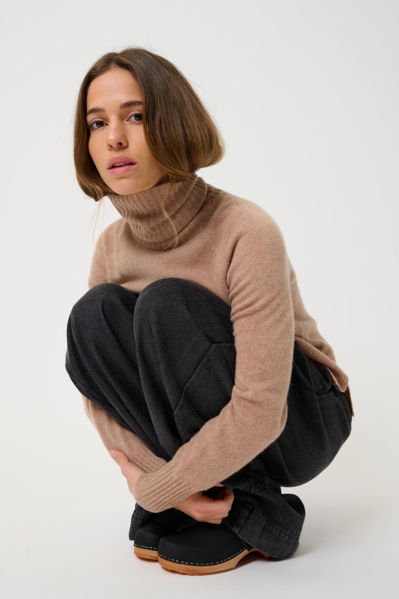 CASSY pull col roulé camel chiné 100% cachemire