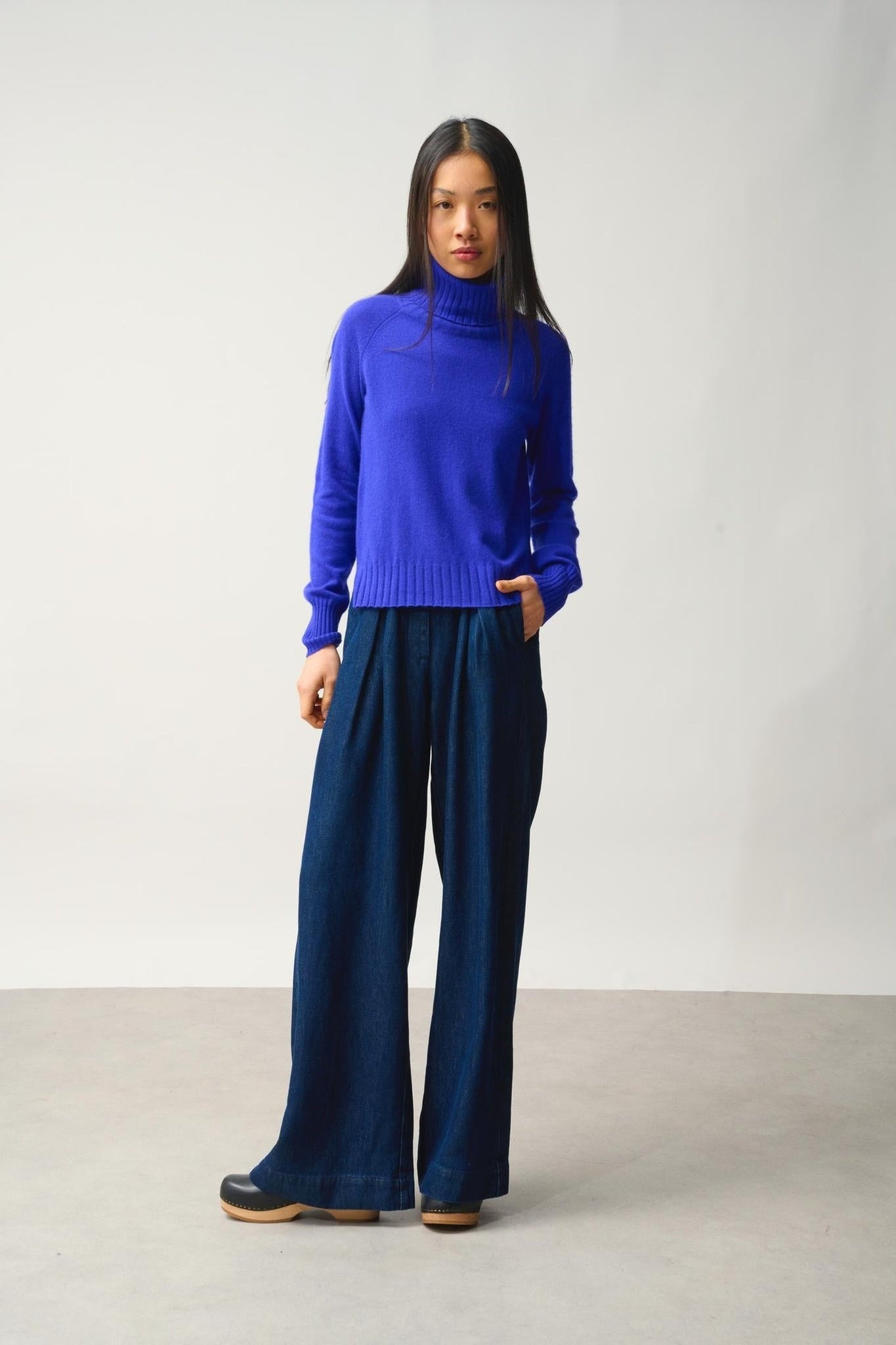 CASSY pull col roulé indigo 100% cachemire