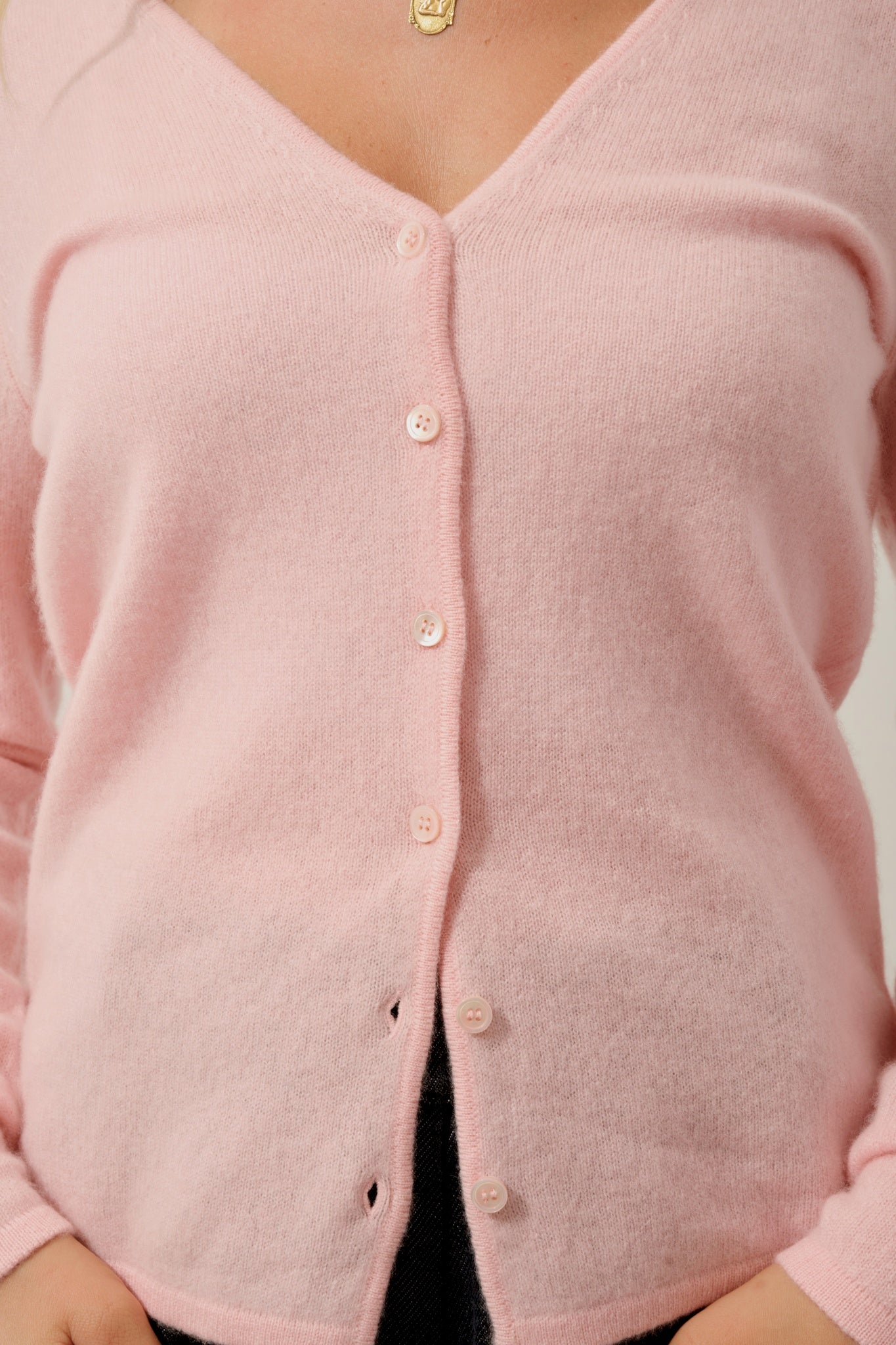 CHALAIS Strickjacke mit V-Ausschnitt Ballerina 100% Kaschmir