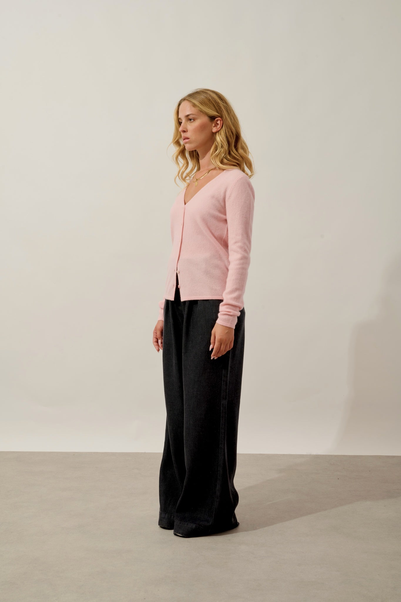 CHALAIS Strickjacke mit V-Ausschnitt Ballerina 100% Kaschmir