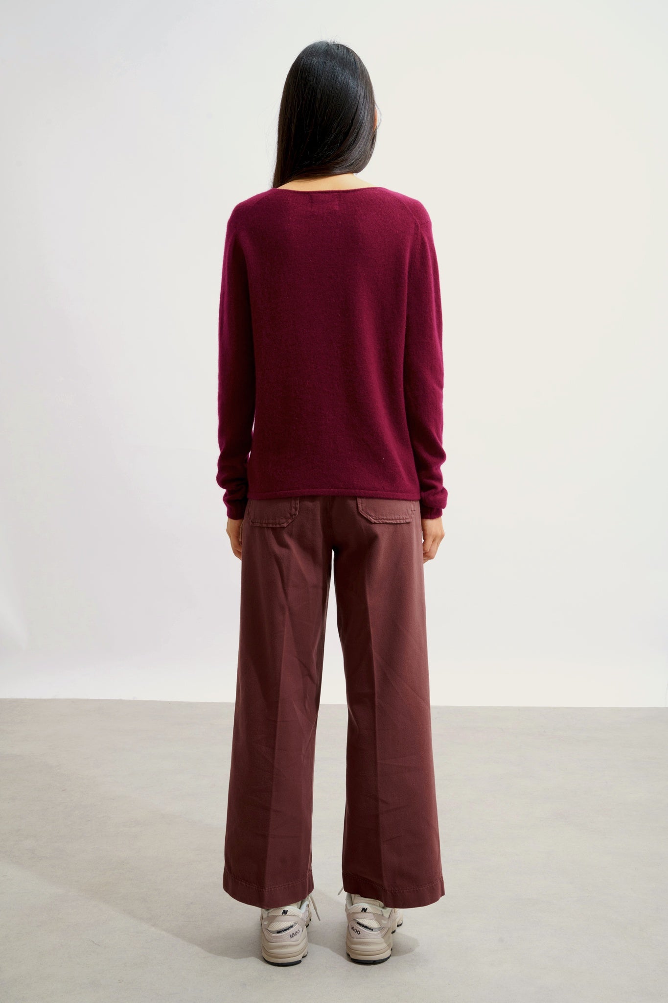 CHALAIS Burgunder Strickjacke mit V-Ausschnitt 100% Kaschmir