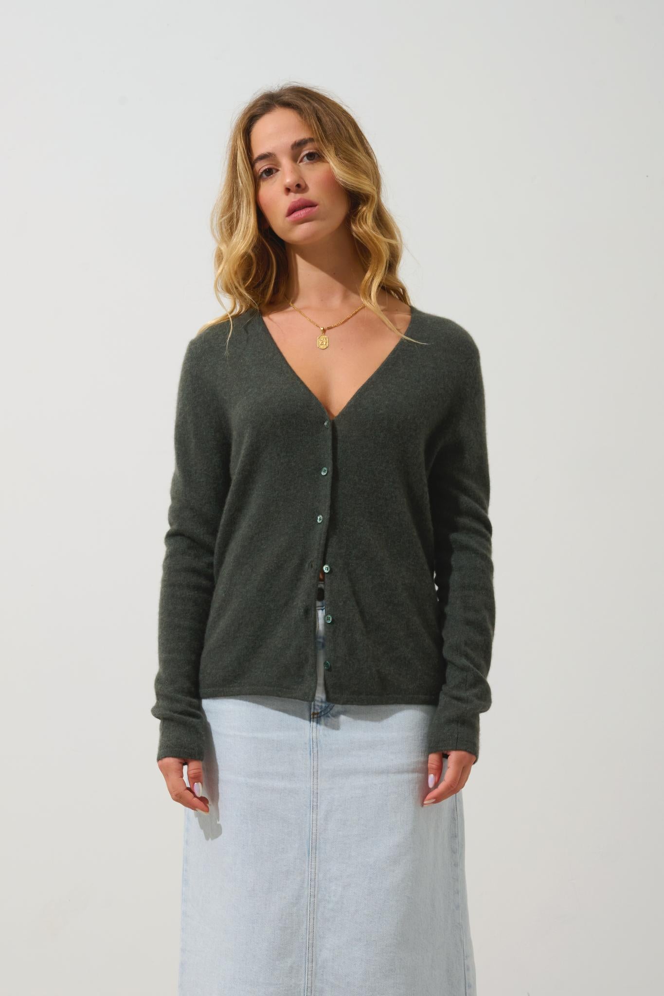 CHALAIS Strickjacke mit V-Ausschnitt khaki meliert 100% Kaschmir