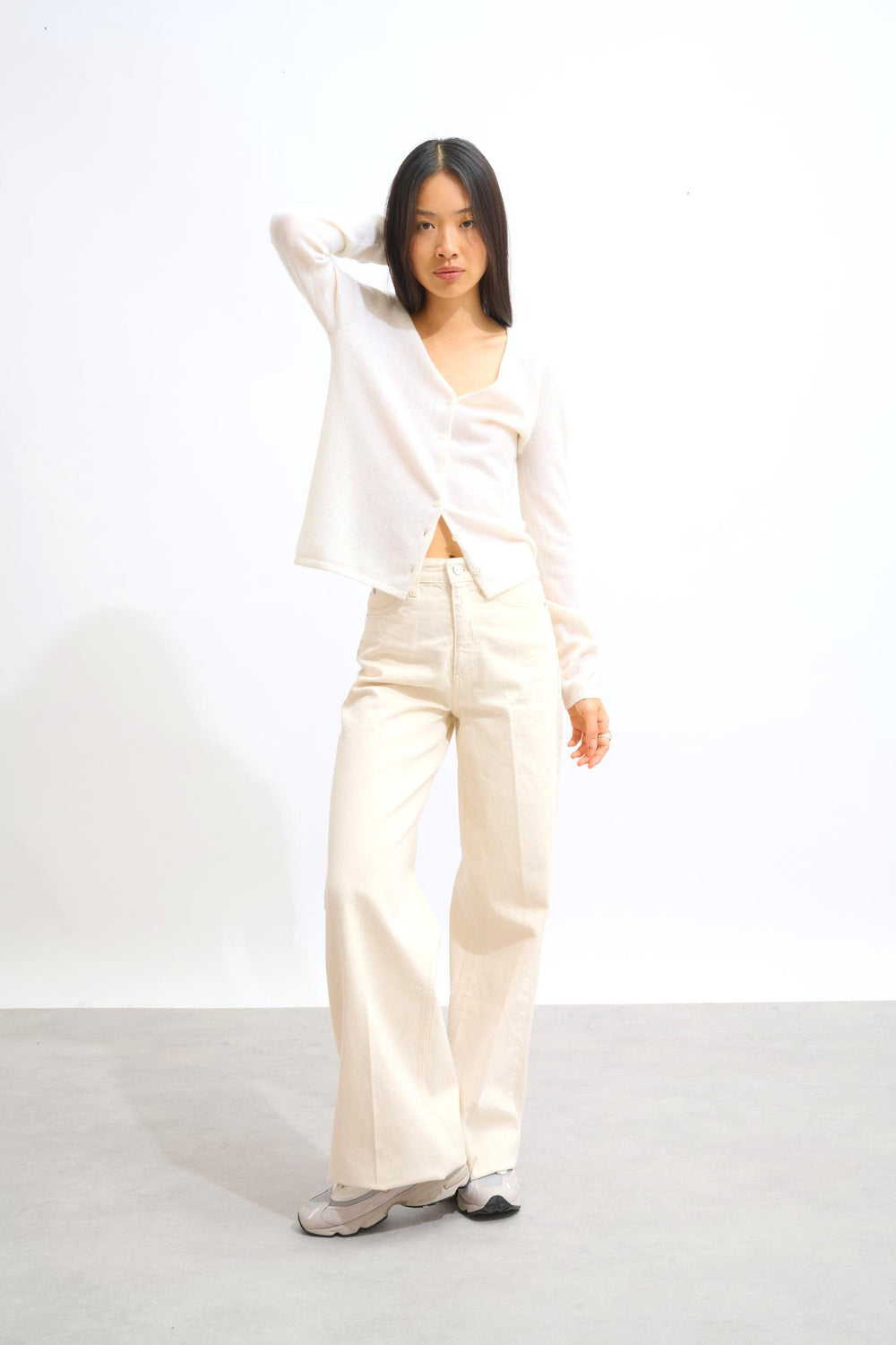 CHALAIS v-neck cardigan snow 100% cashmere