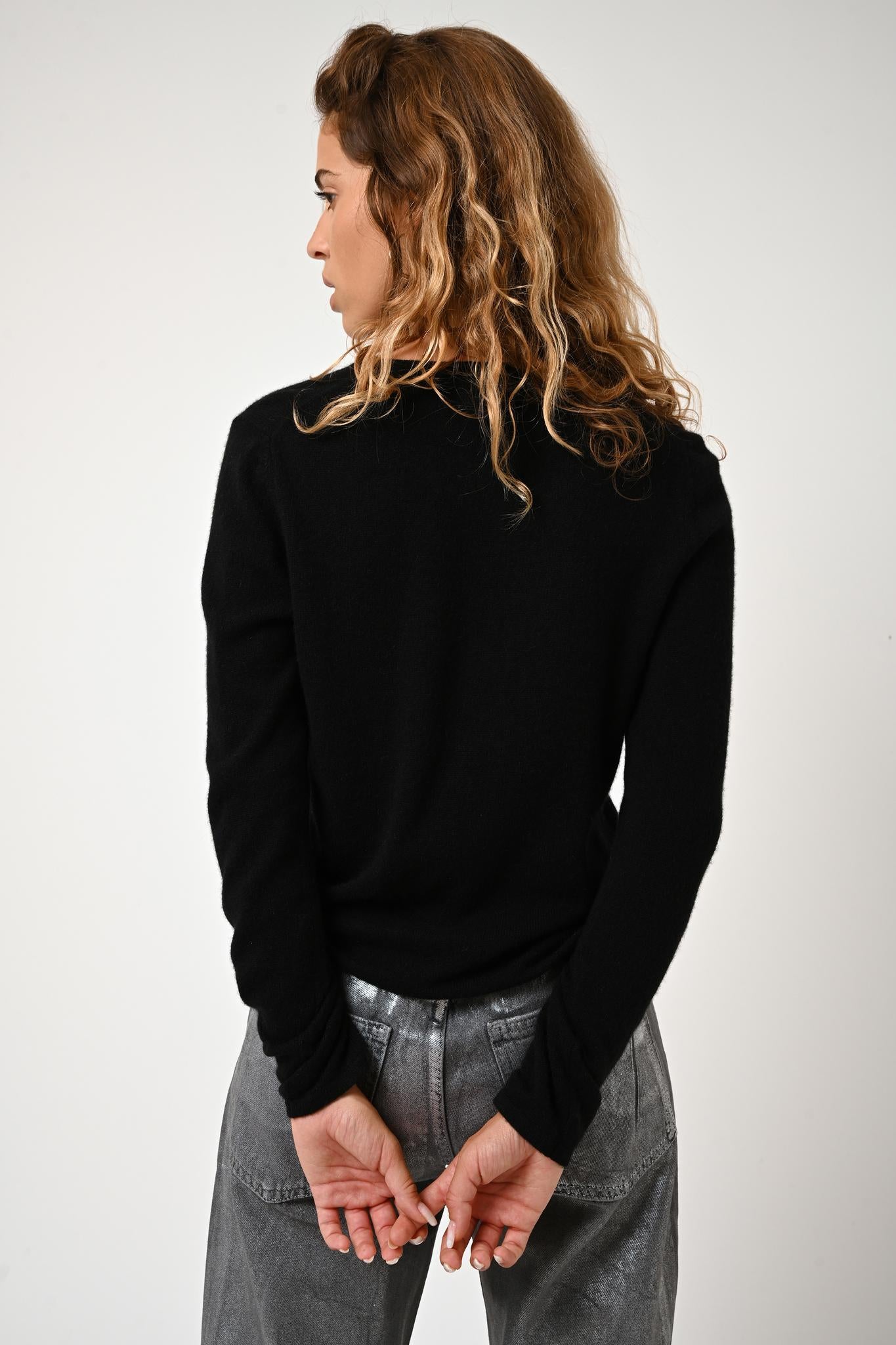 CHALAIS black v-neck cardigan 100% cashmere