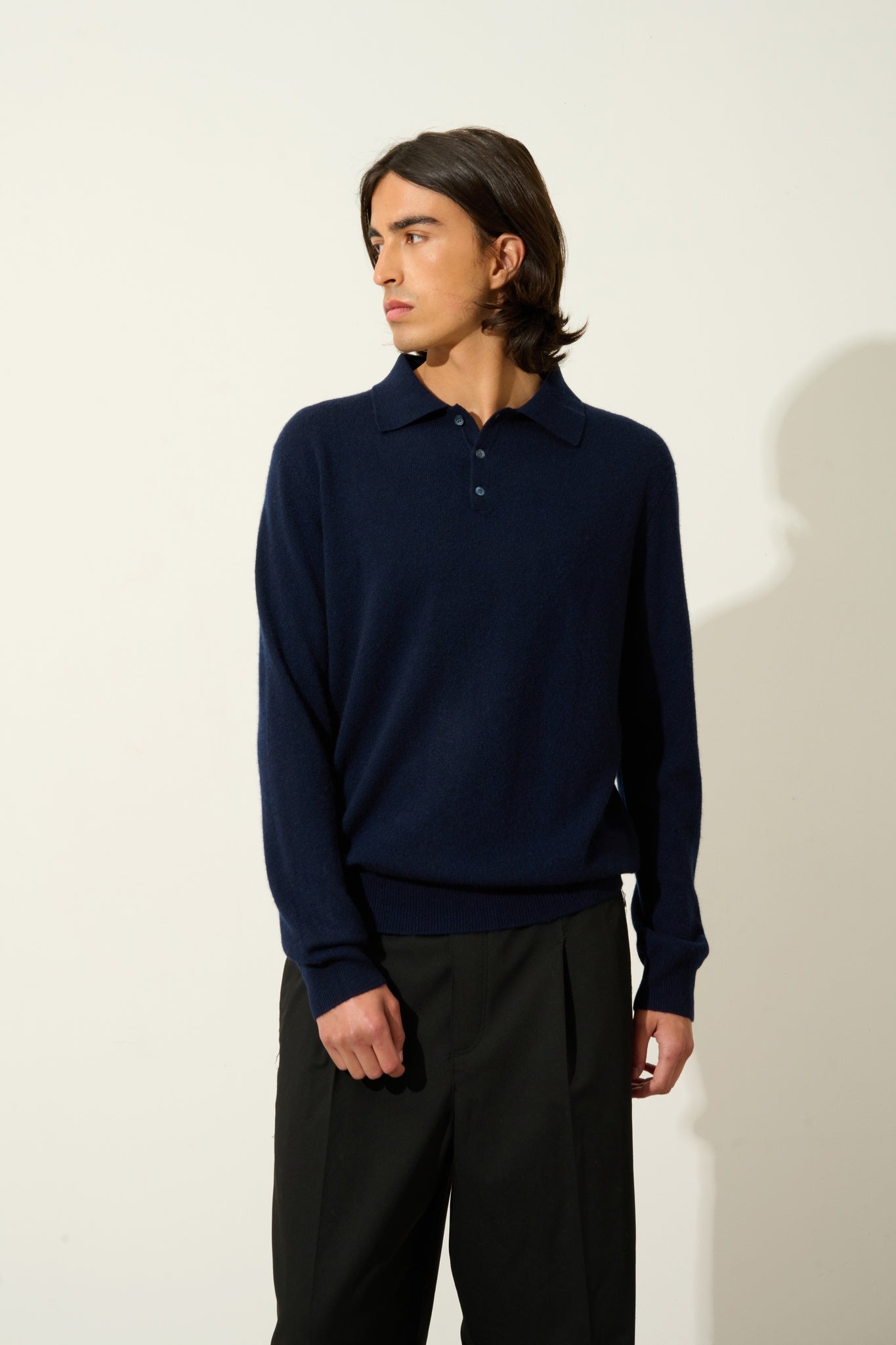 CHARVET Langarm-Poloshirt in Marineblau, 100 % Kaschmir