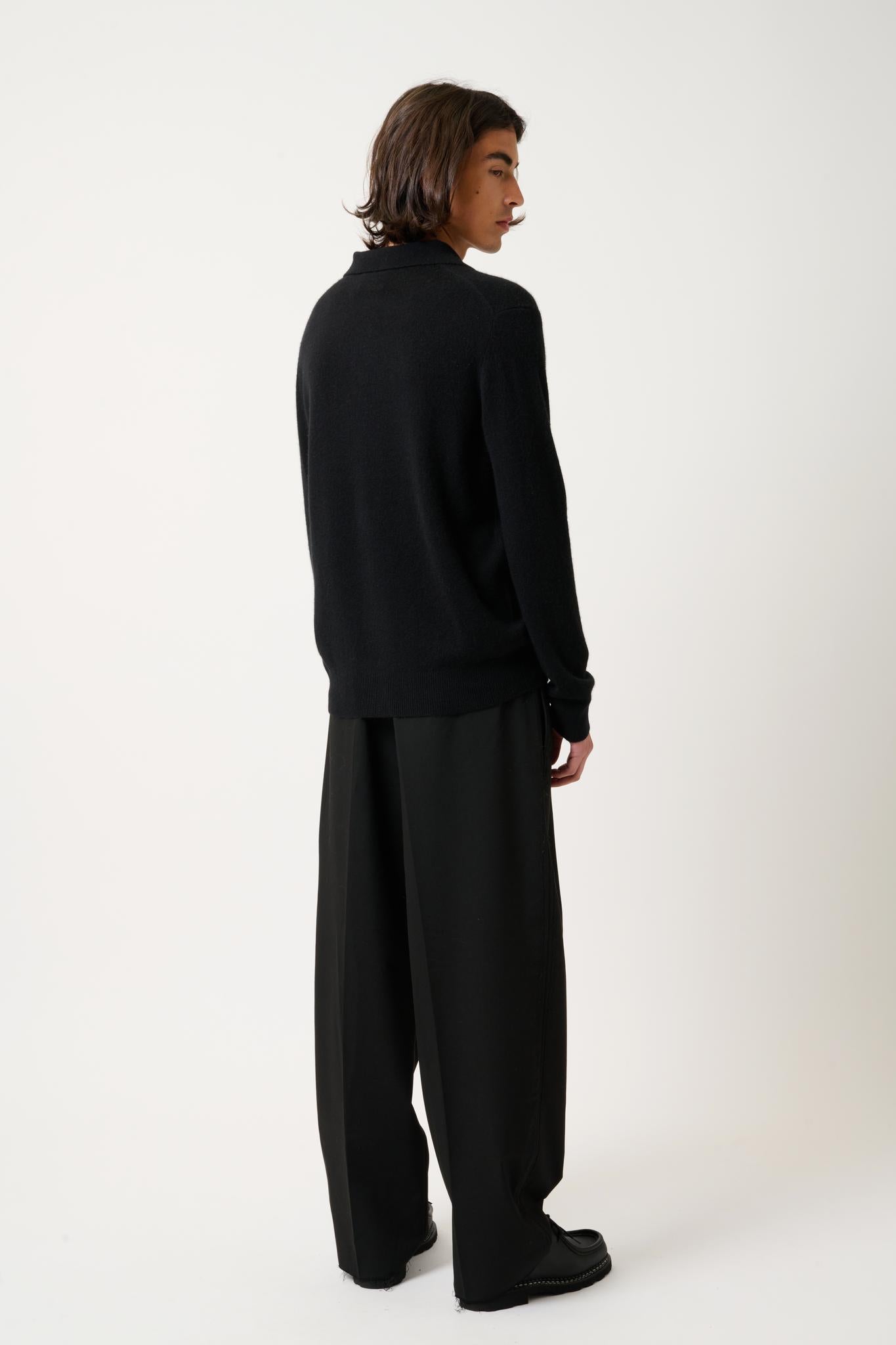 CHARVET schwarzes Langarm-Poloshirt 100 % Kaschmir