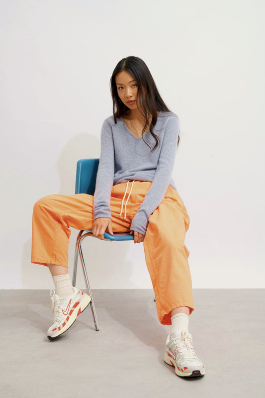 CHELSEA pull col v 4 fils bleu ivoire 100% cachemire