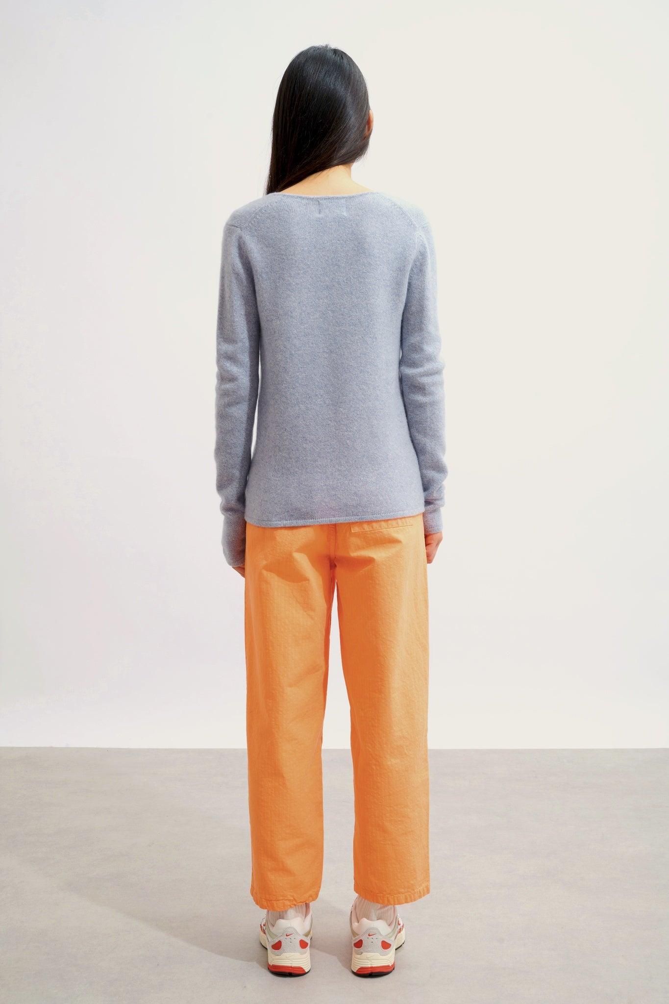 CHELSEA pull col v 4 fils bleu ivoire 100% cachemire