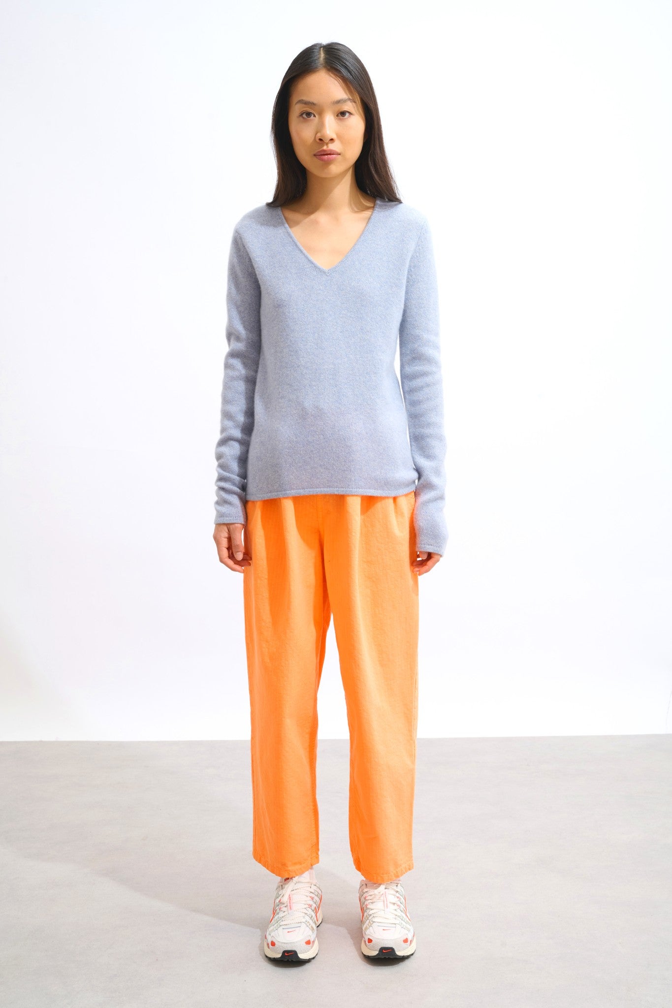 chelsea pull col v 4 fils bleu ivoire 100% cachemire