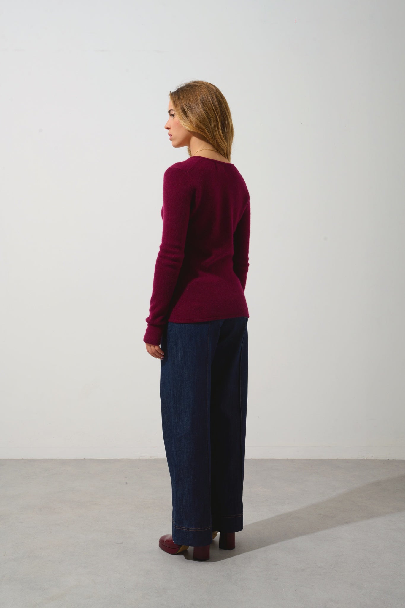 CHELSEA Pullover mit V-Ausschnitt 4-fädig bordeauxrot 100% Kaschmir