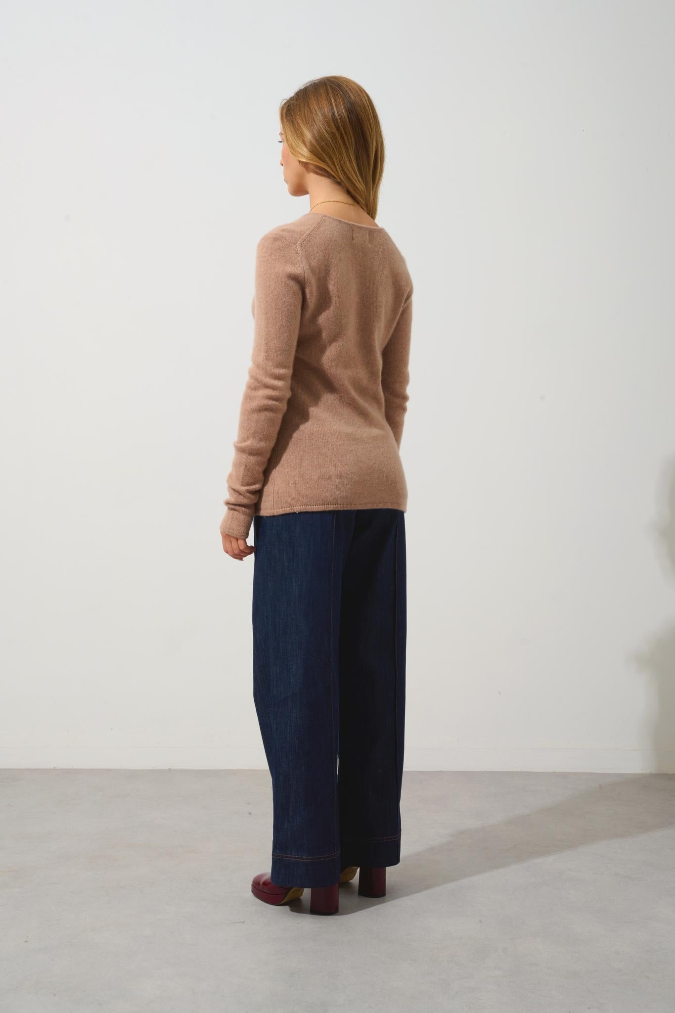 CHELSEA pull col v 4 fils camel chiné 100% cachemire