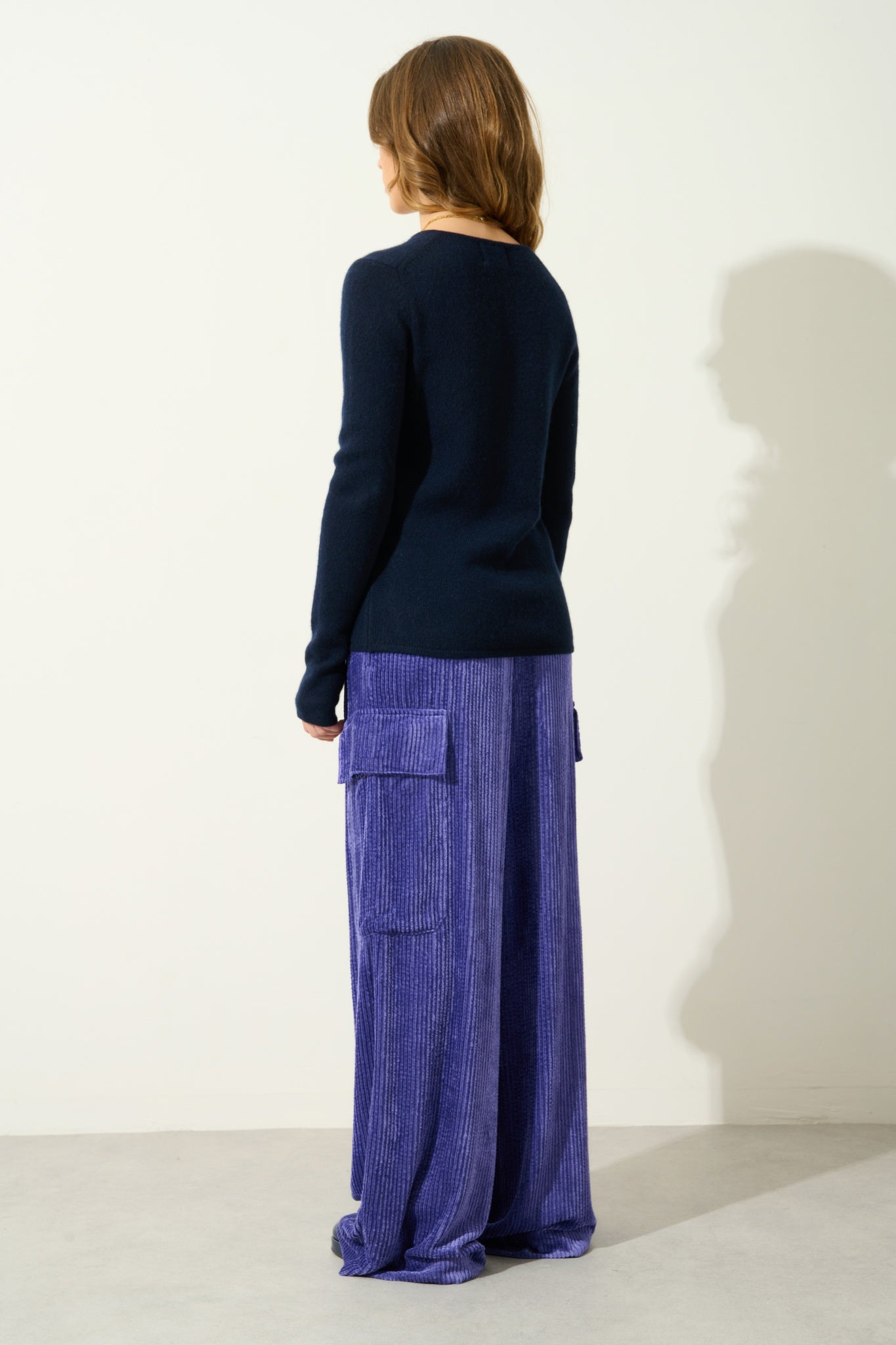 CHELSEA pull col v 4 fils navy 100% cachemire