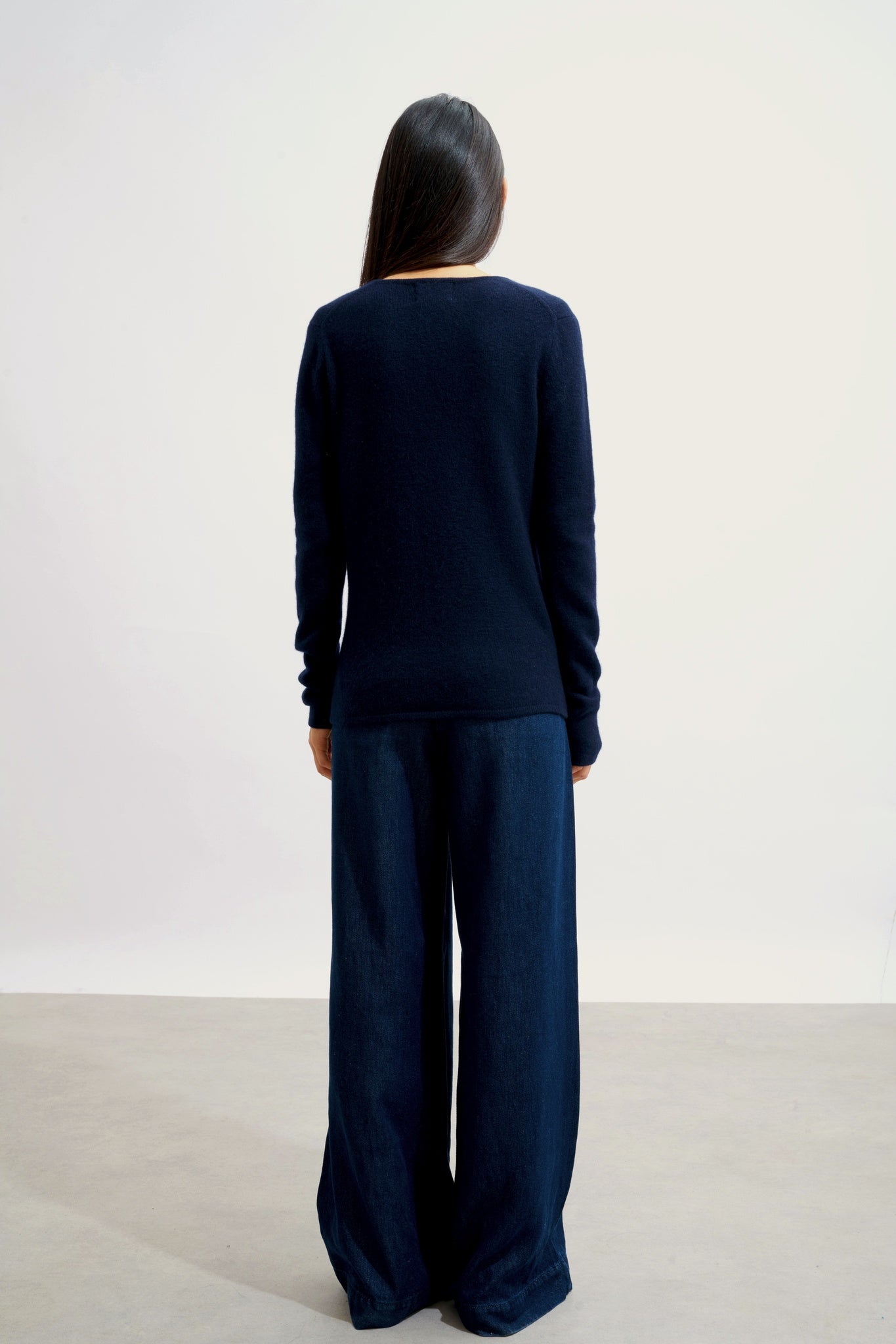 CHELSEA pull col v 4 fils navy 100% cachemire