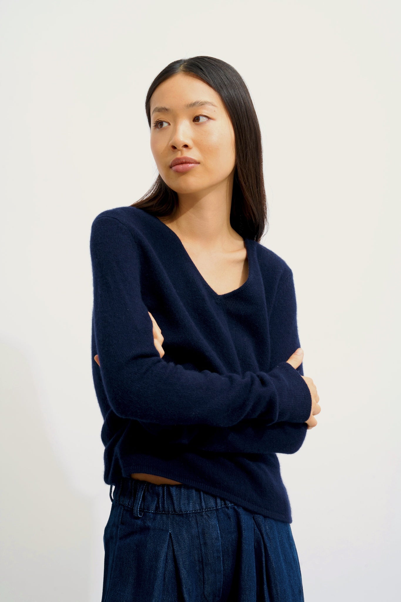 CHELSEA pull col v 4 fils navy 100% cachemire