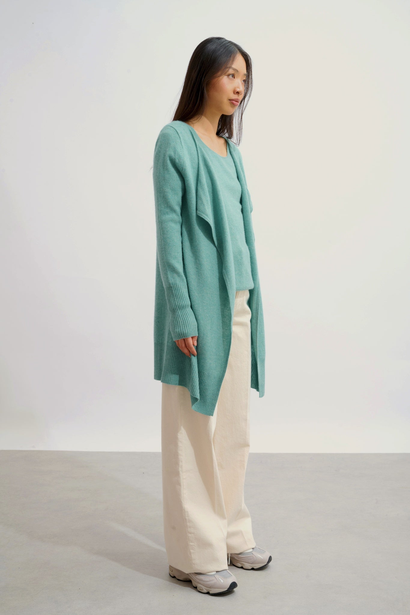 CHÉSERY Langjacke grün meliert 100% Kaschmir