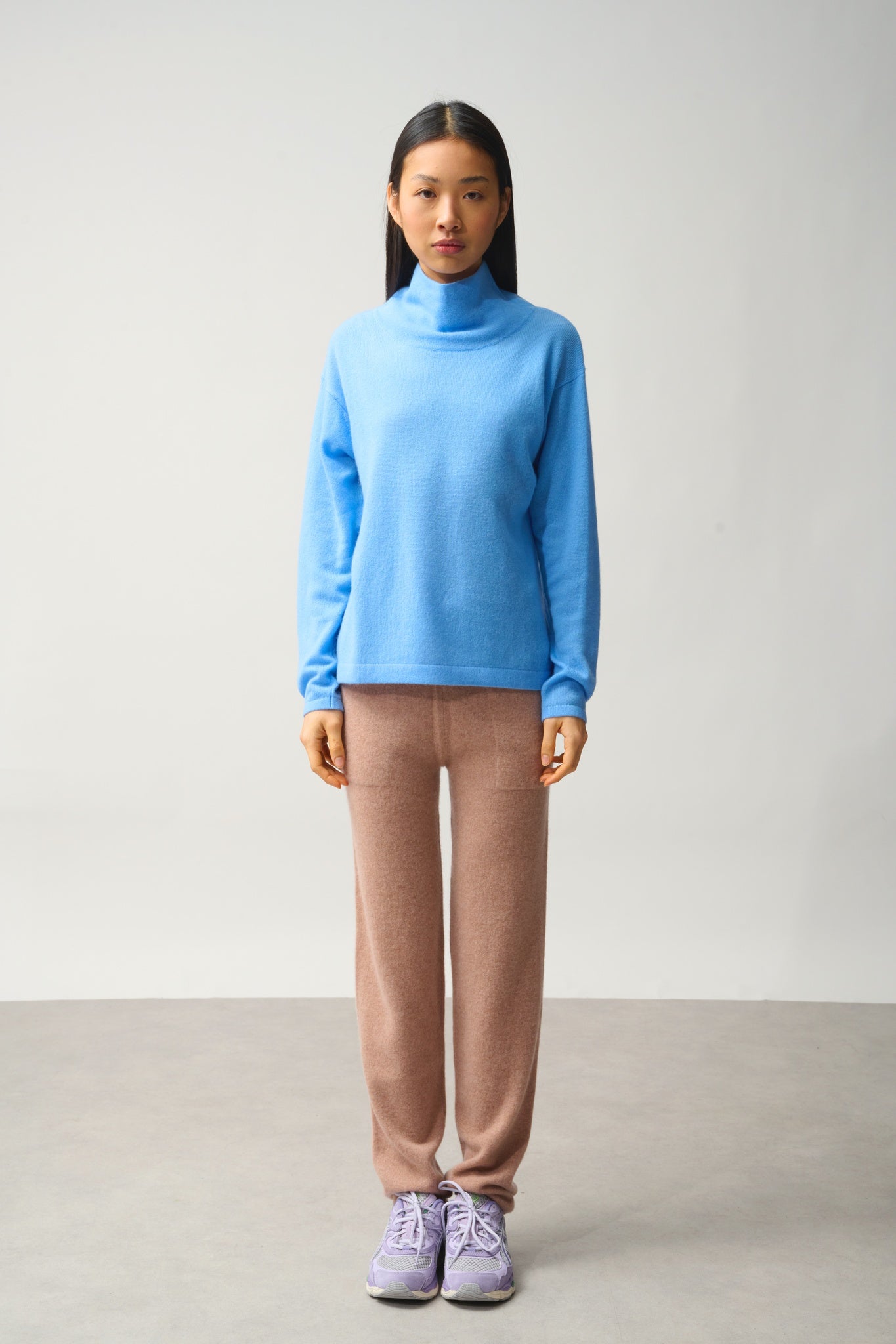 CHEVIOT pull col montant bénitier baby blue 100% cachemire