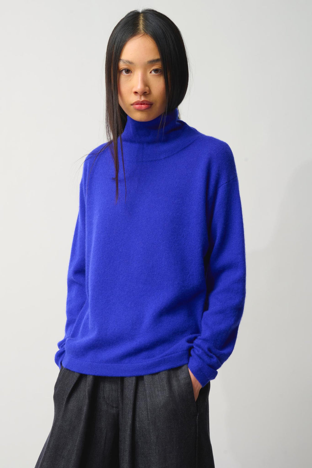 CHEVIOT pull col montant bénitier indigo 100% cachemire