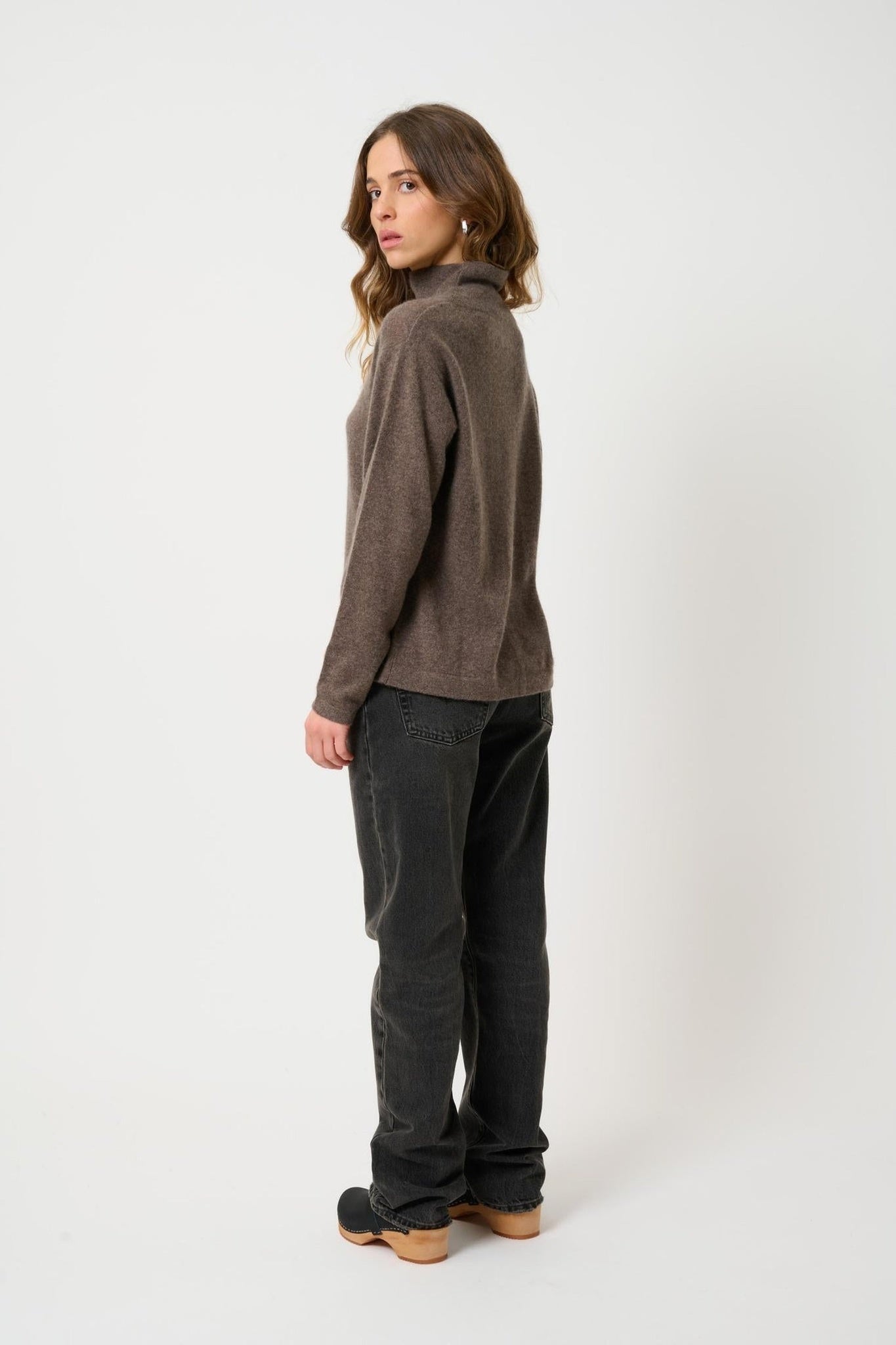 CHEVIOT mottled taupe cowl neck sweater 100% cashmere