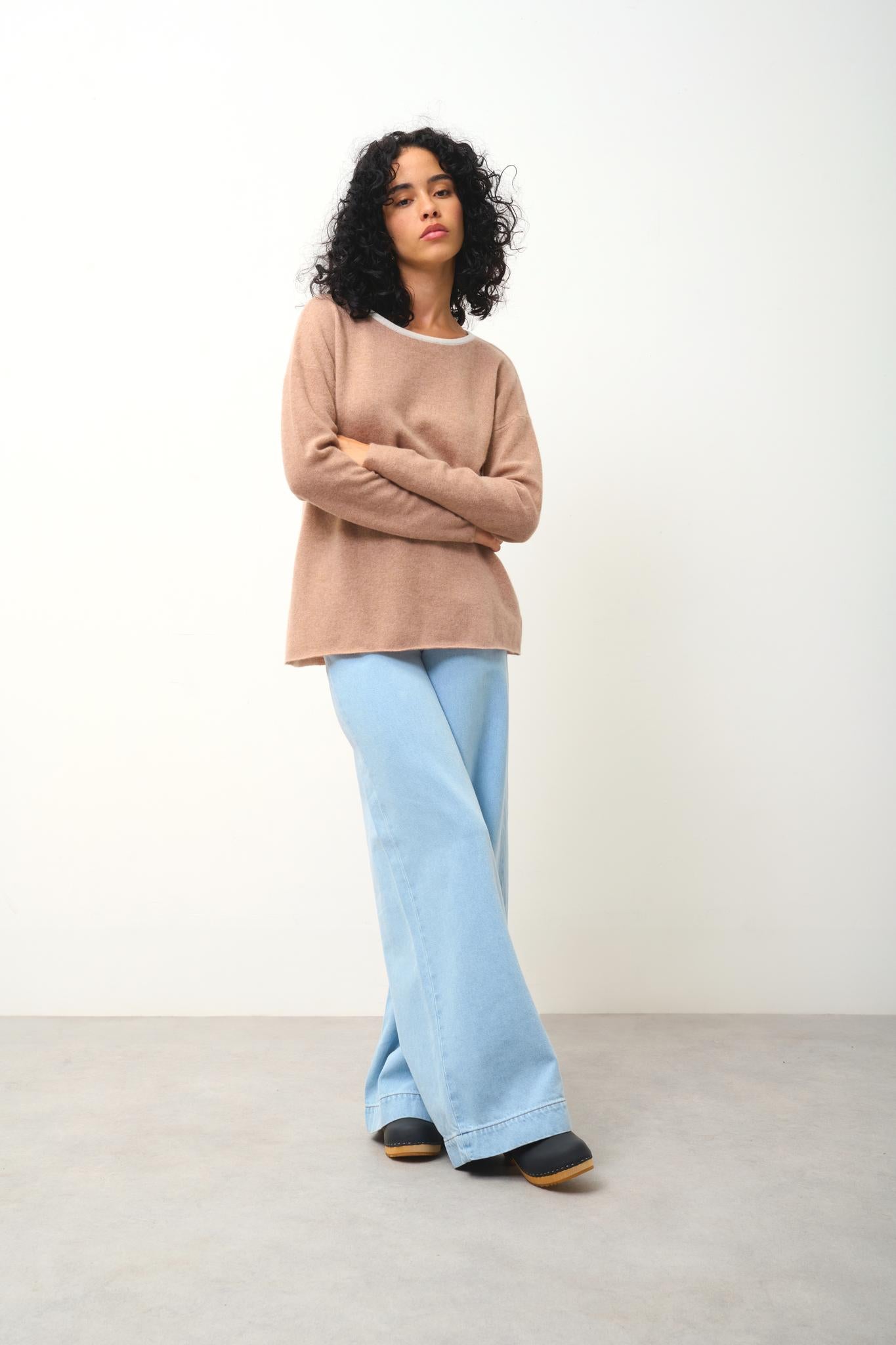 CLOLA camel mottled round-neck sweater 100% cashmere