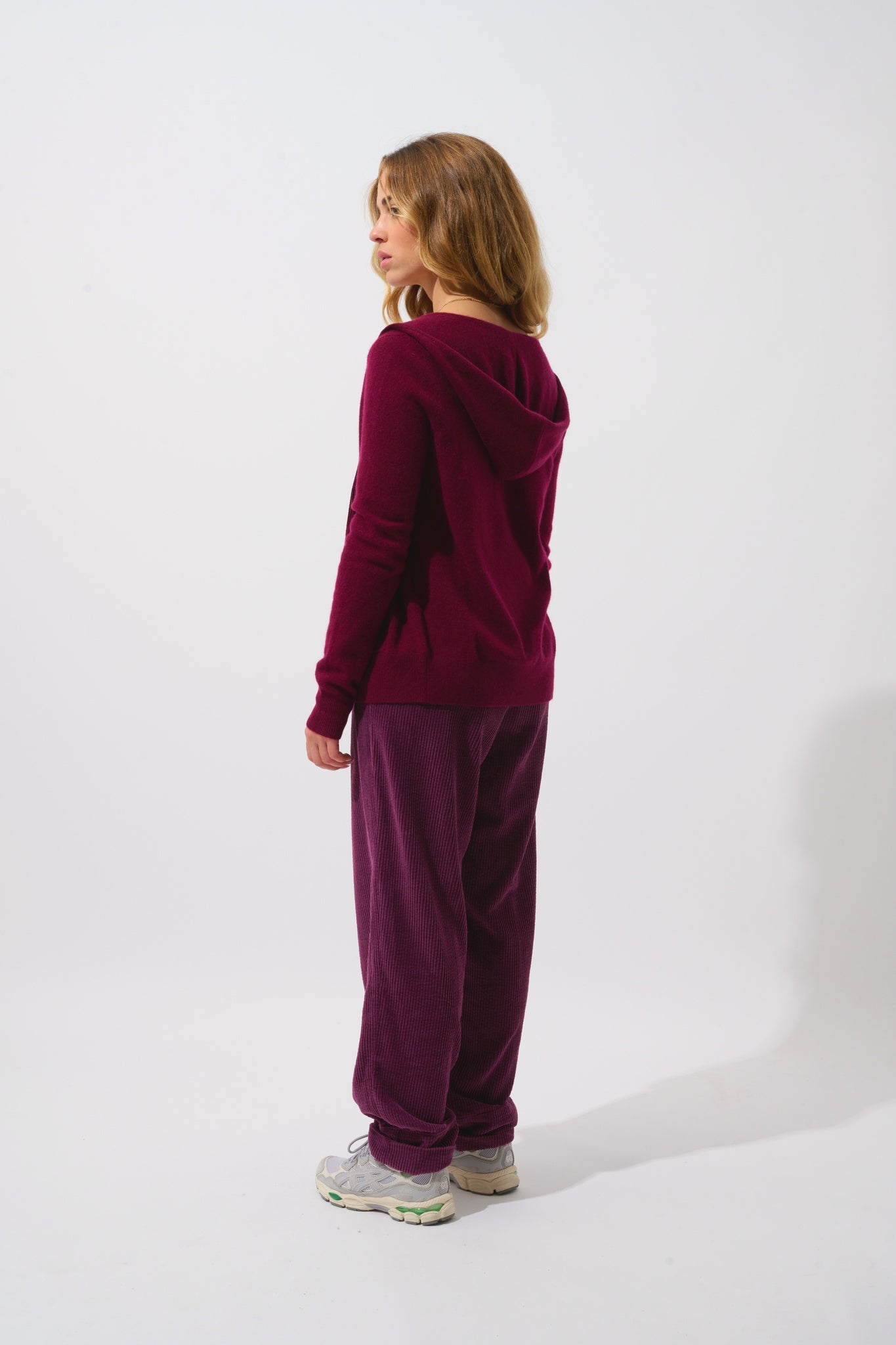 COLOMBIS Burgunder Strickjacke mit Kapuze und Reißverschluss 100% Kaschmir