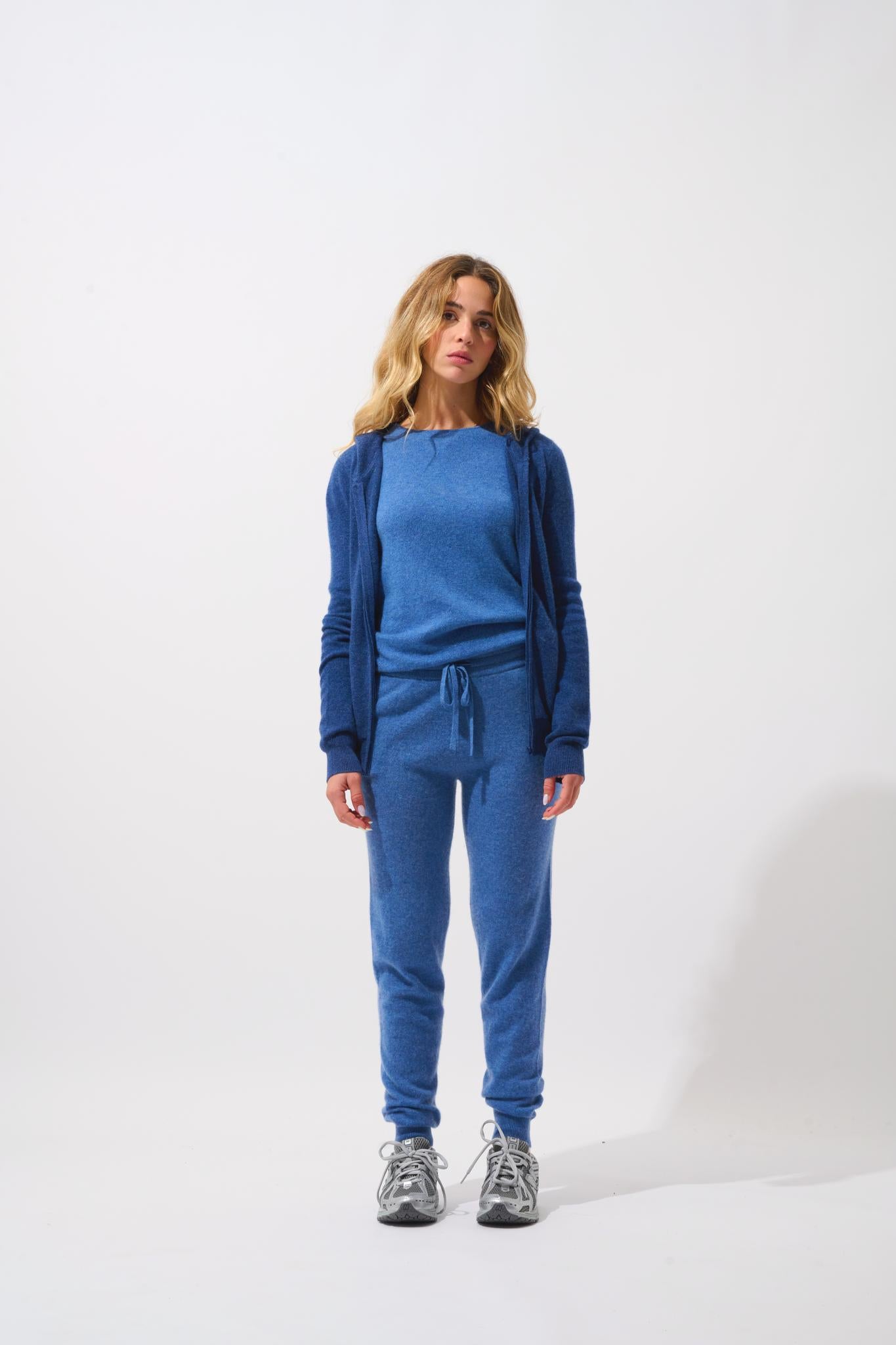 COLOMBIS Strickjacke mit Reißverschluss und Kapuze, Ozean-Melange, 100 % Kaschmir