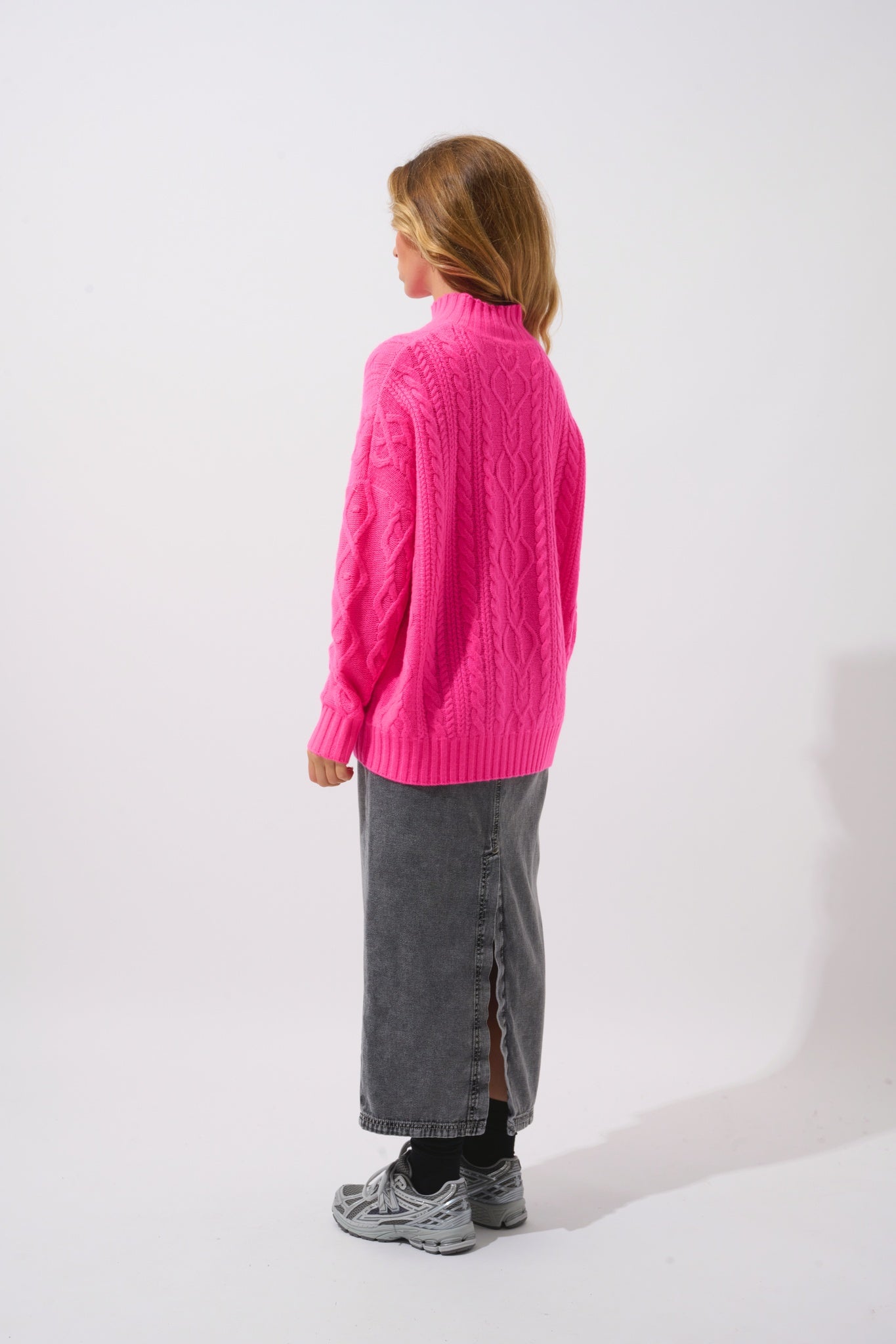 CORINNE pull col montant 6 fils rose fluo 100% cachemire