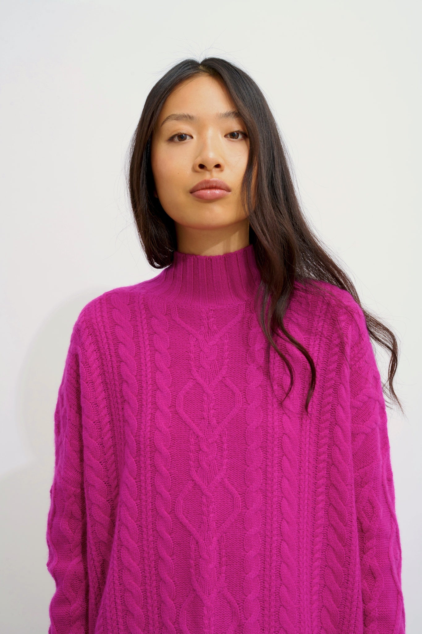 CORINNE pull col montant 6 fils violine 100% cachemire