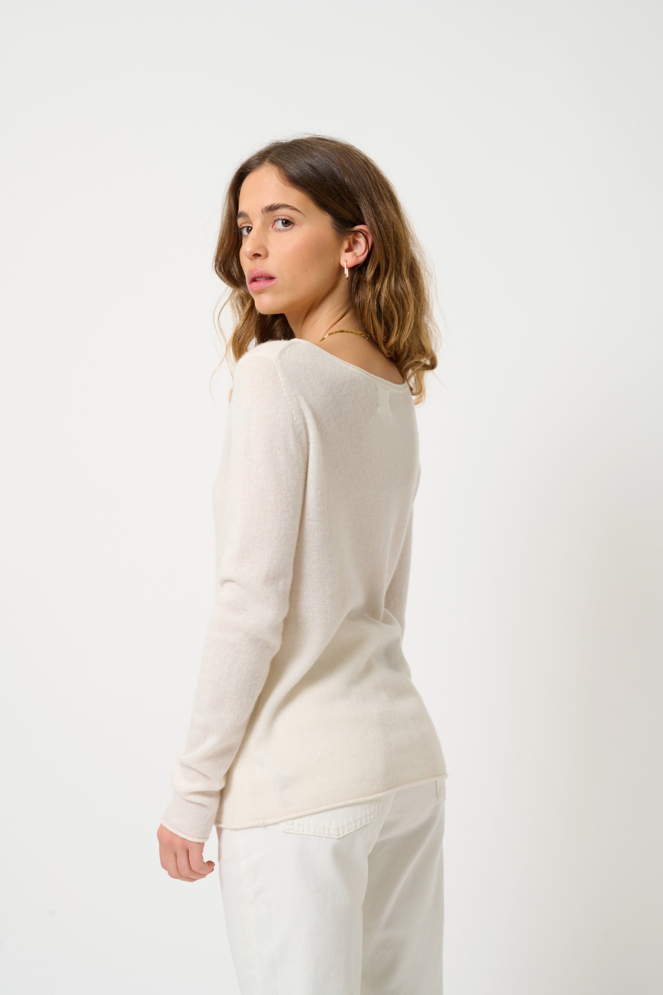 CRIOU ivory boat-neck sweater 100% cashmere