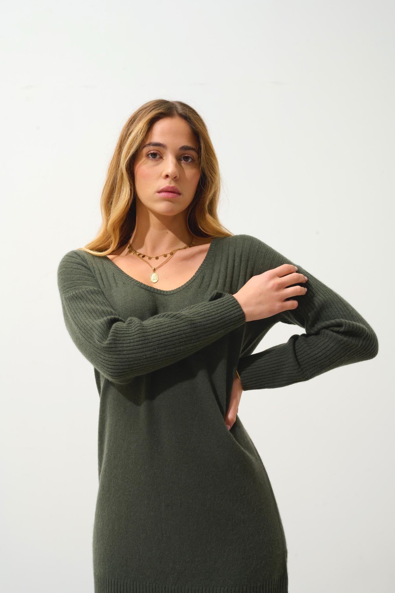 DANA robe col u kaki 100% cachemire