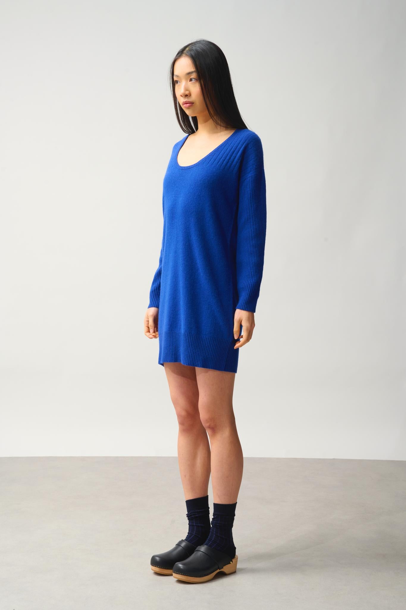 DANA robe col u outremer 100% cachemire